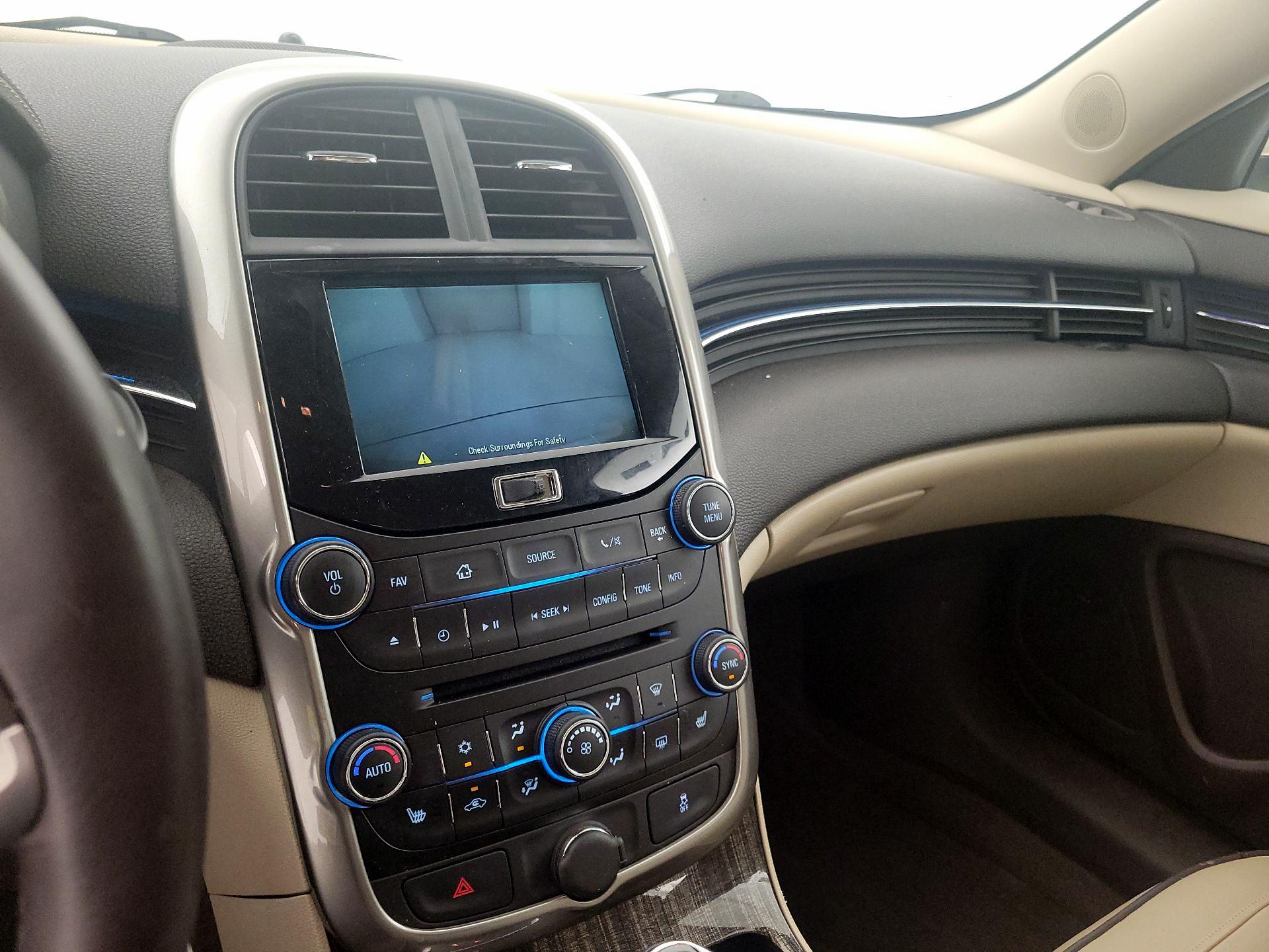 Thumbnail: 2014 Chevrolet Malibu - 14