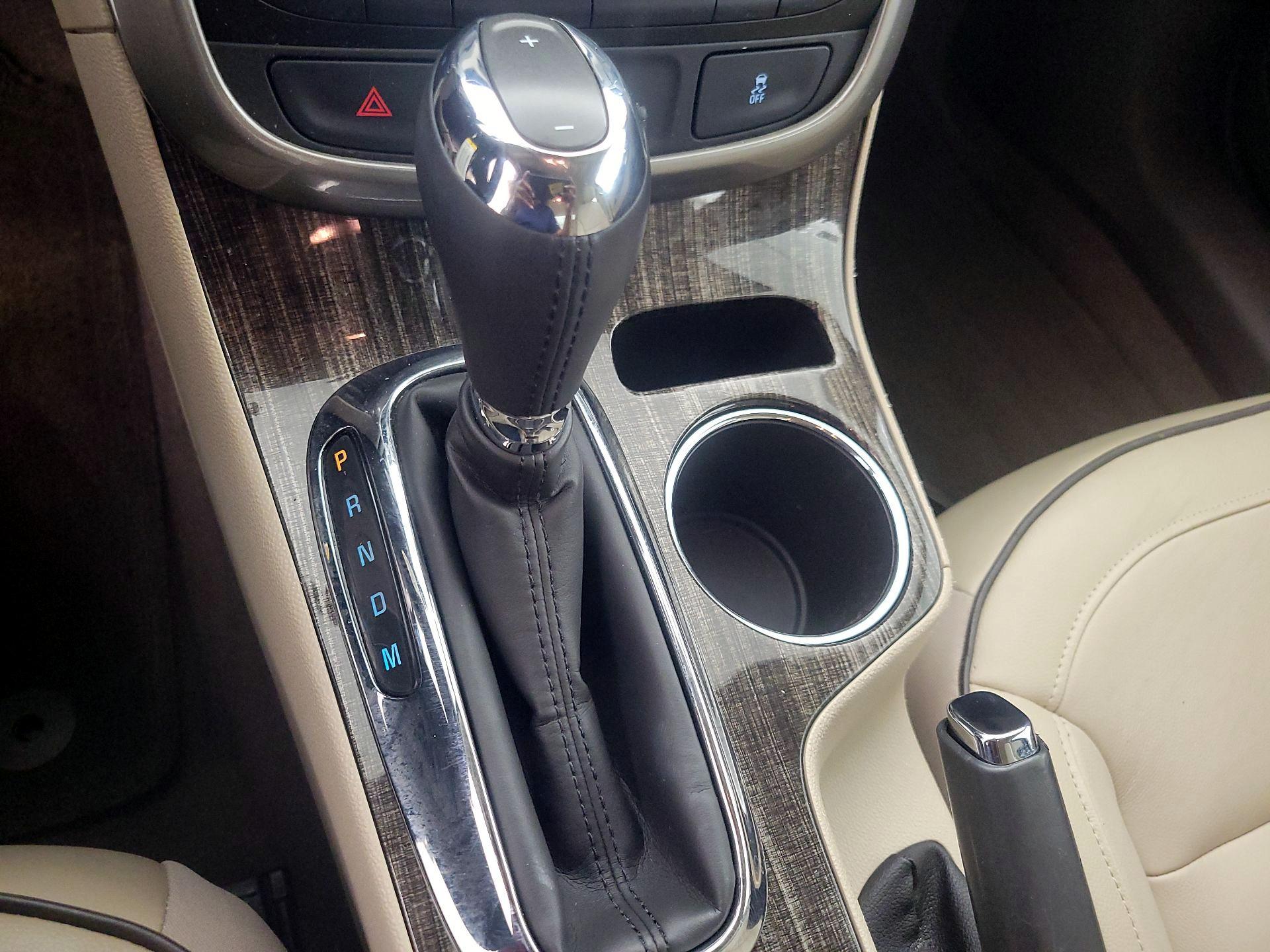 Thumbnail: 2014 Chevrolet Malibu - 17