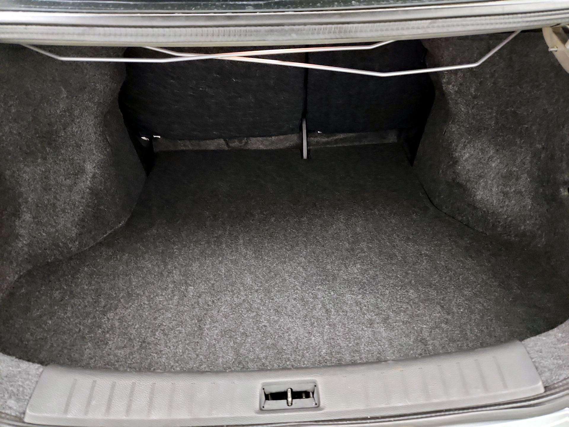 Thumbnail: 2014 Nissan Sentra - 19