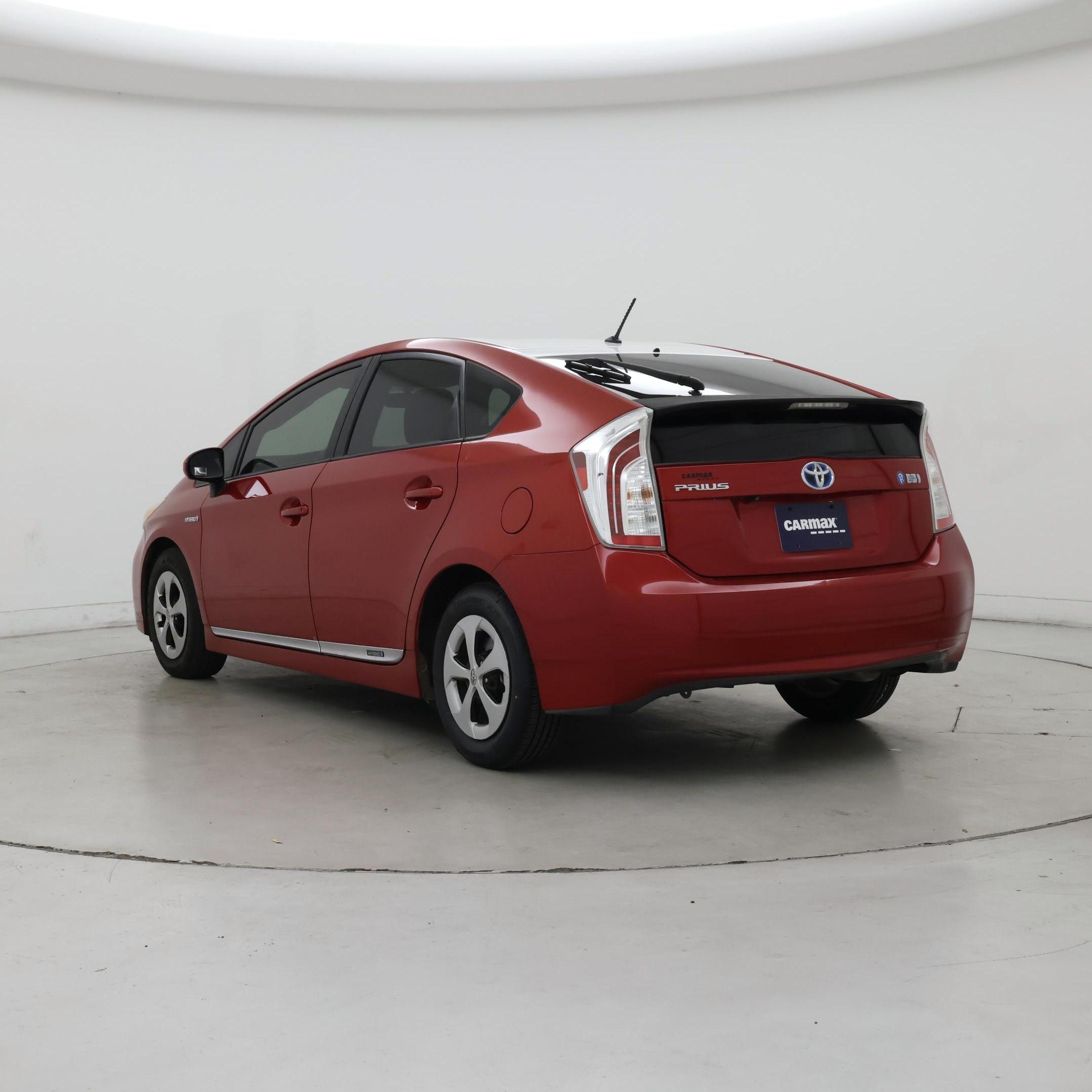 Thumbnail: 2015 Toyota Prius - 2