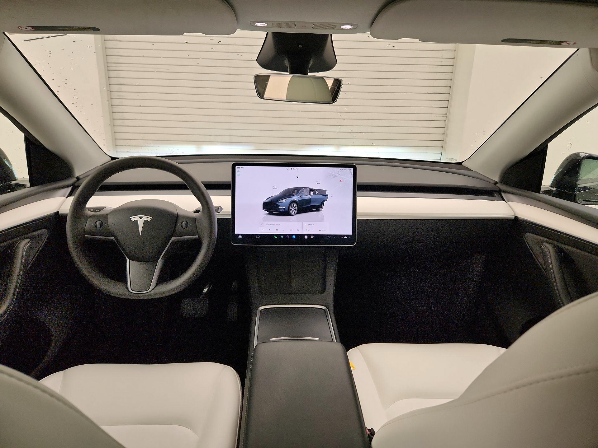 Thumbnail: 2024 Tesla Model Y - 9