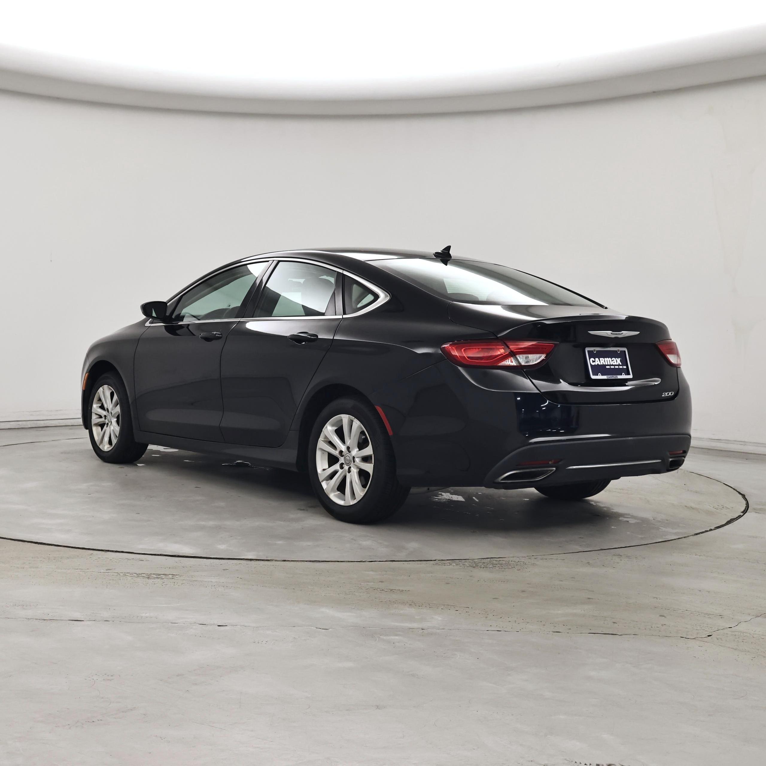 Thumbnail: 2017 Chrysler 200 - 2