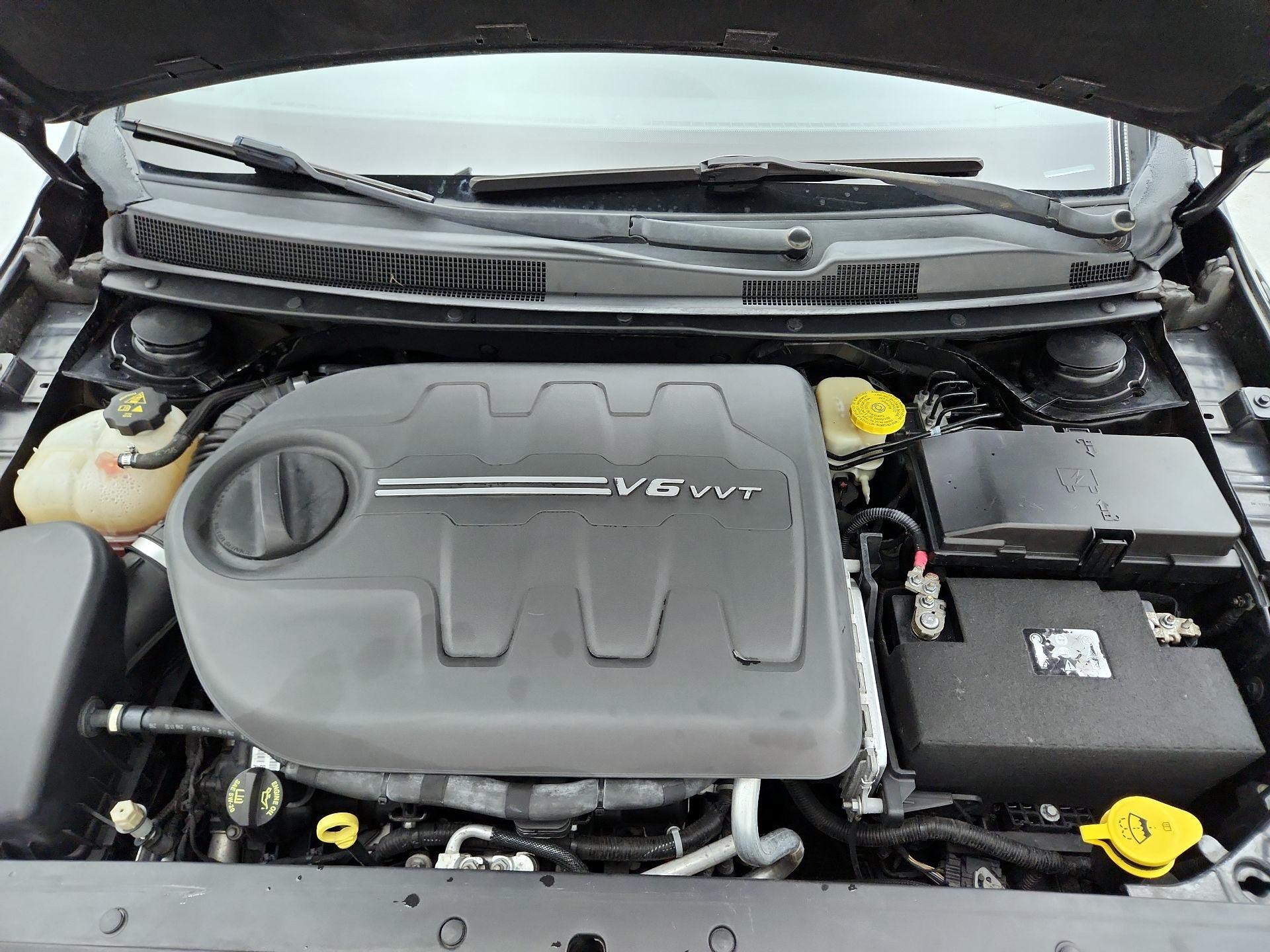 Thumbnail: 2017 Chrysler 200 - 20