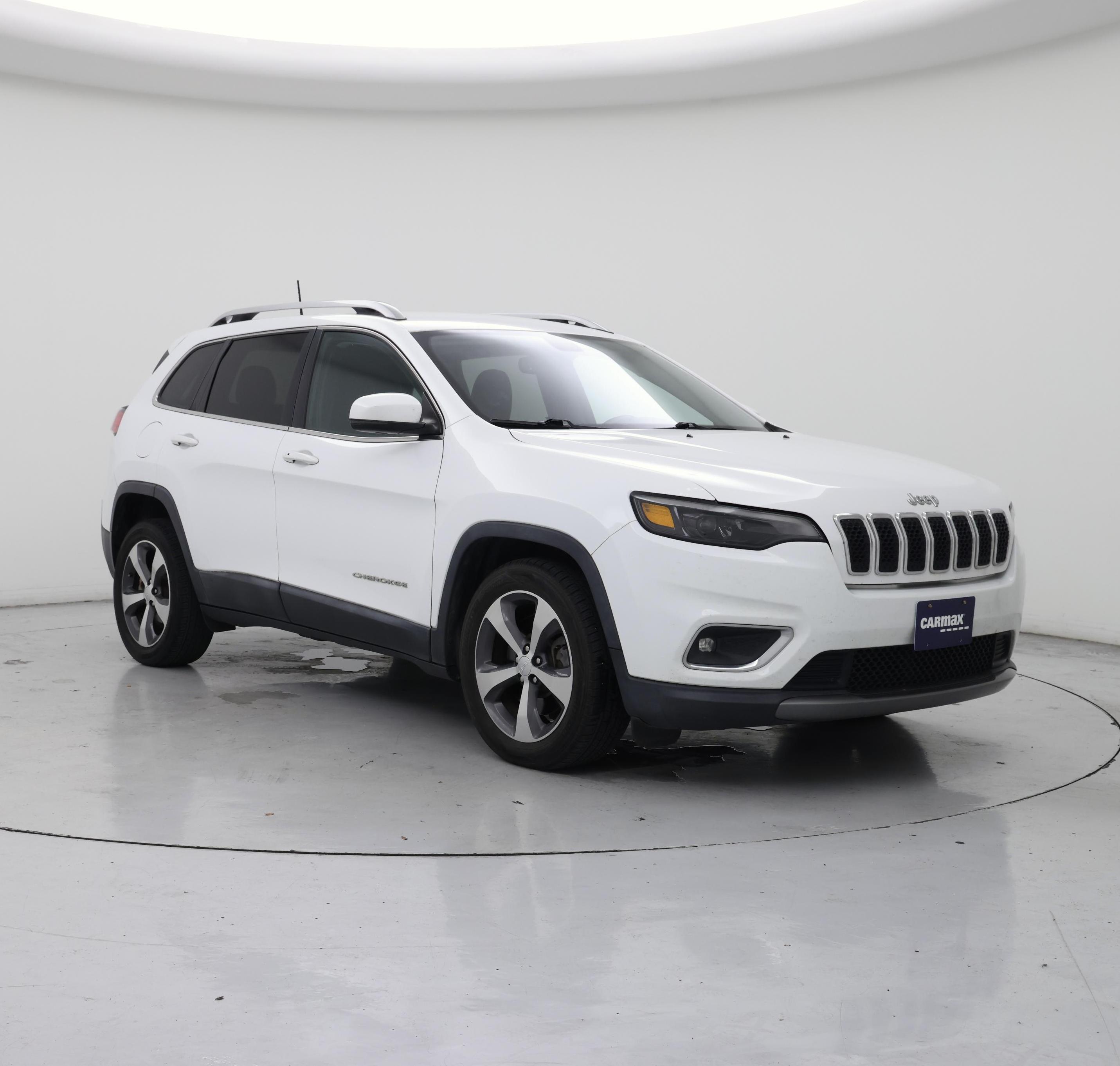 White 2019 Jeep Cherokee SUV / Crossover Front-Wheel Drive Automatic