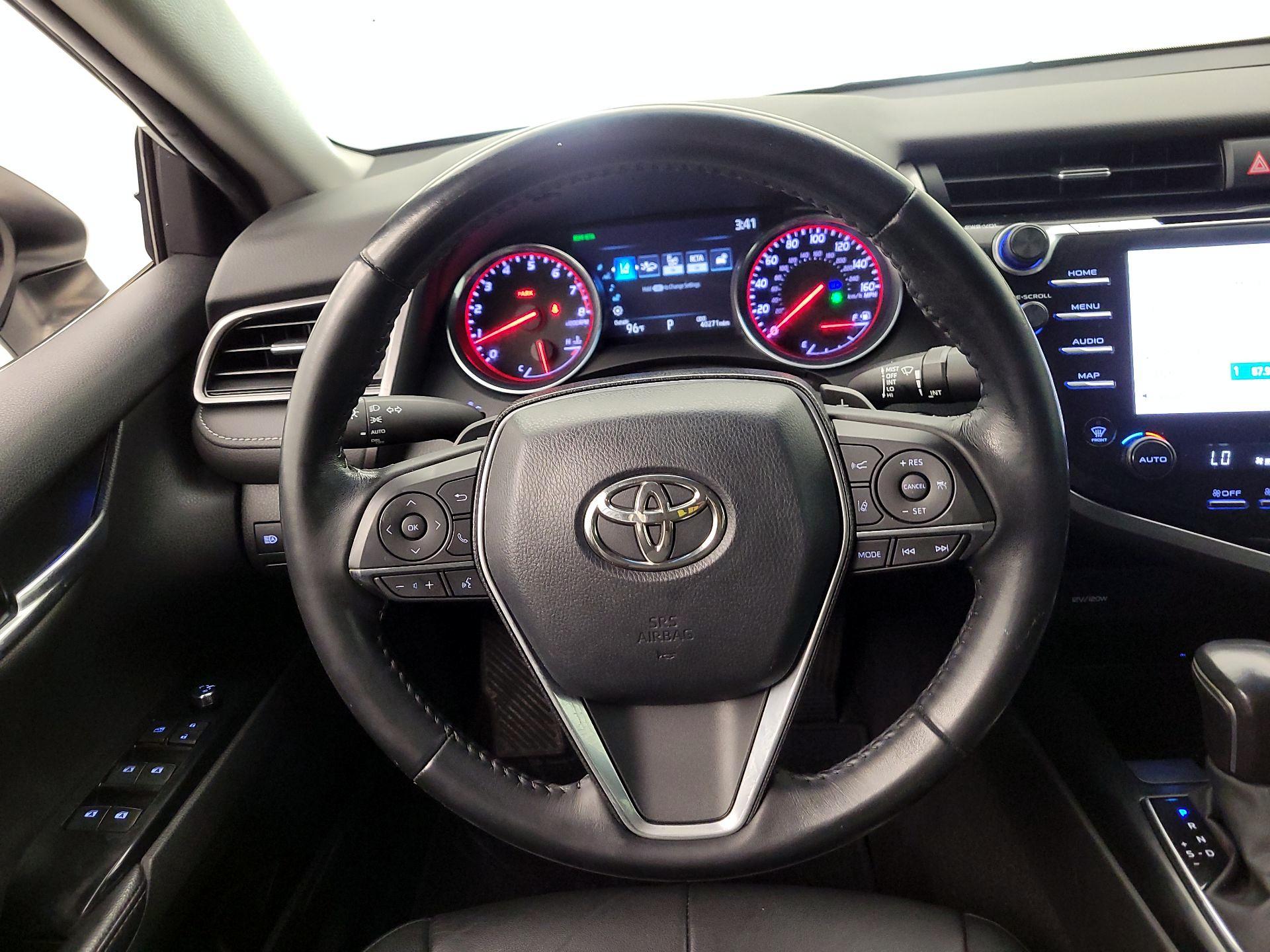 Thumbnail: 2020 Toyota Camry - 10