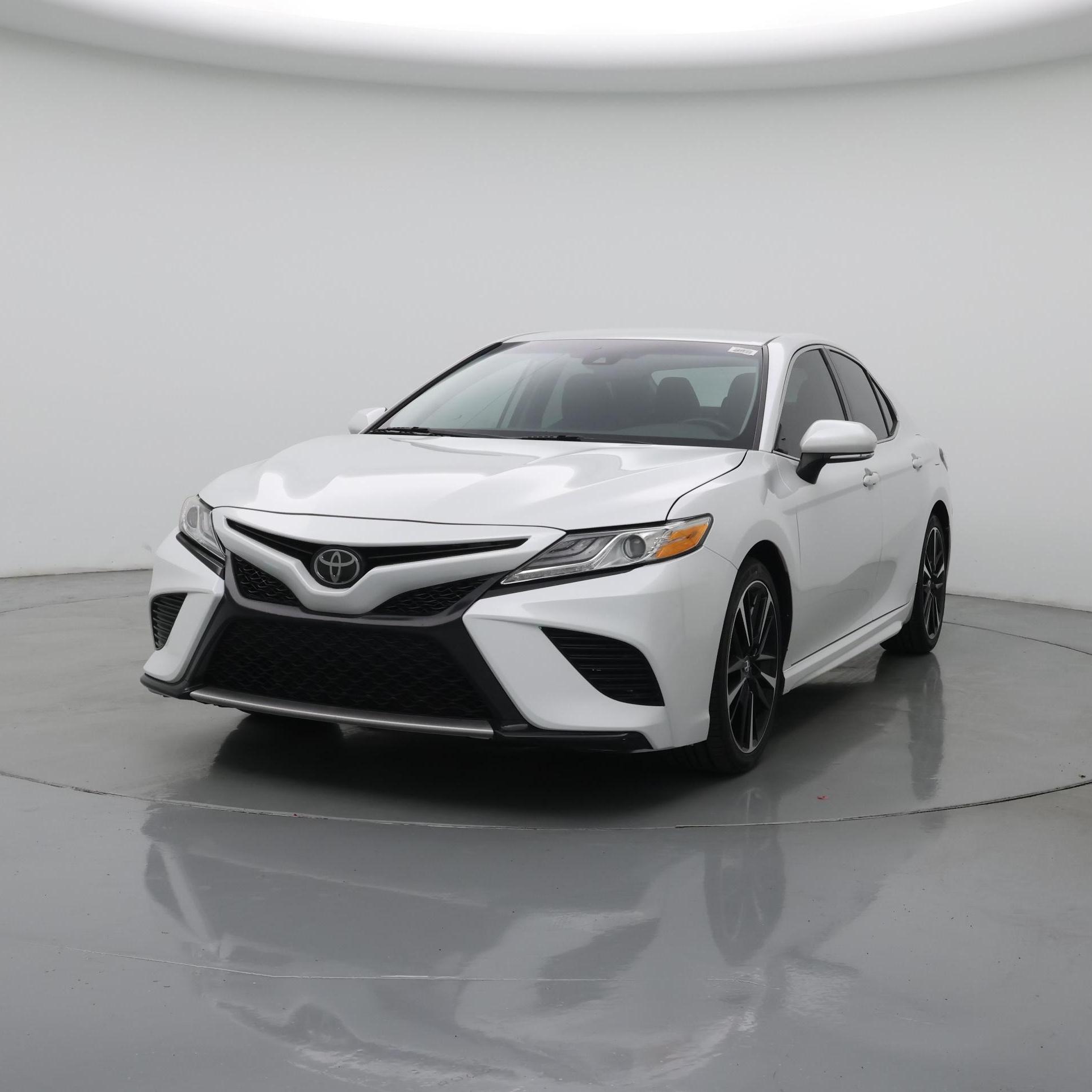Thumbnail: 2020 Toyota Camry - 4