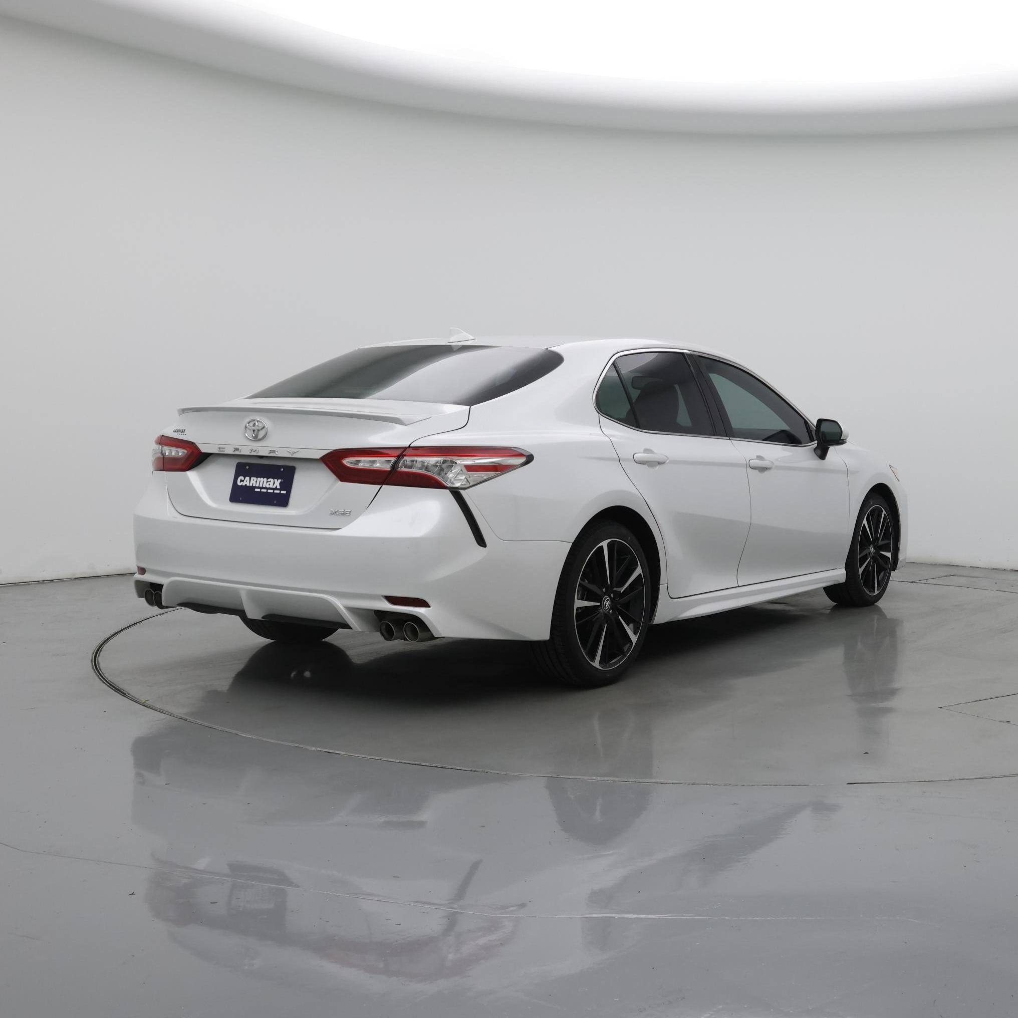 Thumbnail: 2020 Toyota Camry - 8