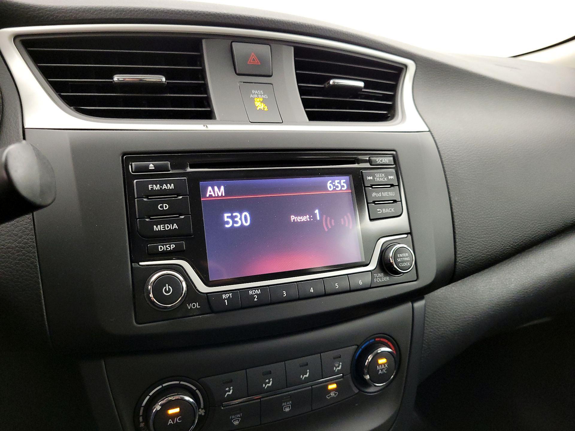 Thumbnail: 2018 Nissan Sentra - 15