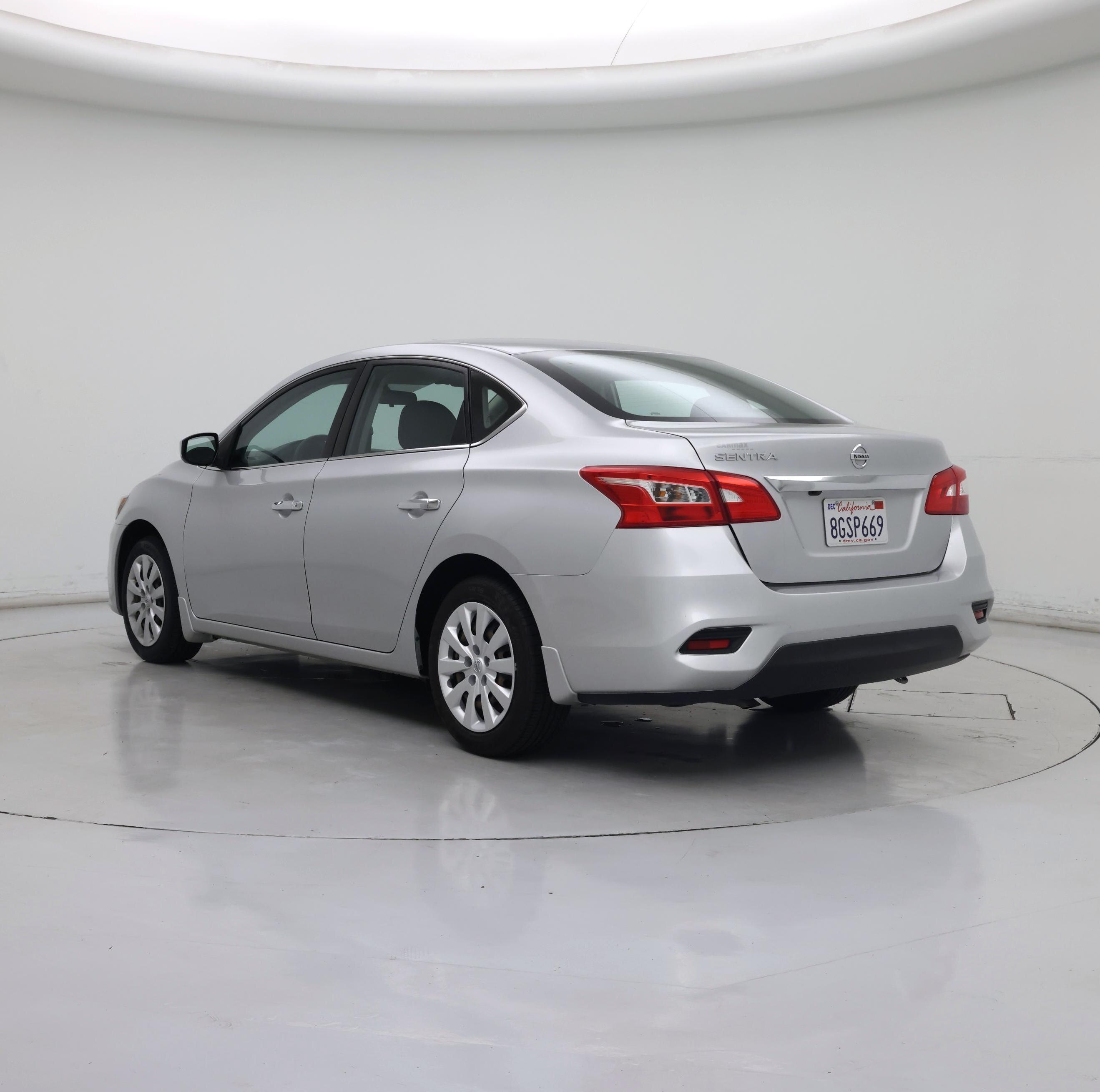 Thumbnail: 2018 Nissan Sentra - 2