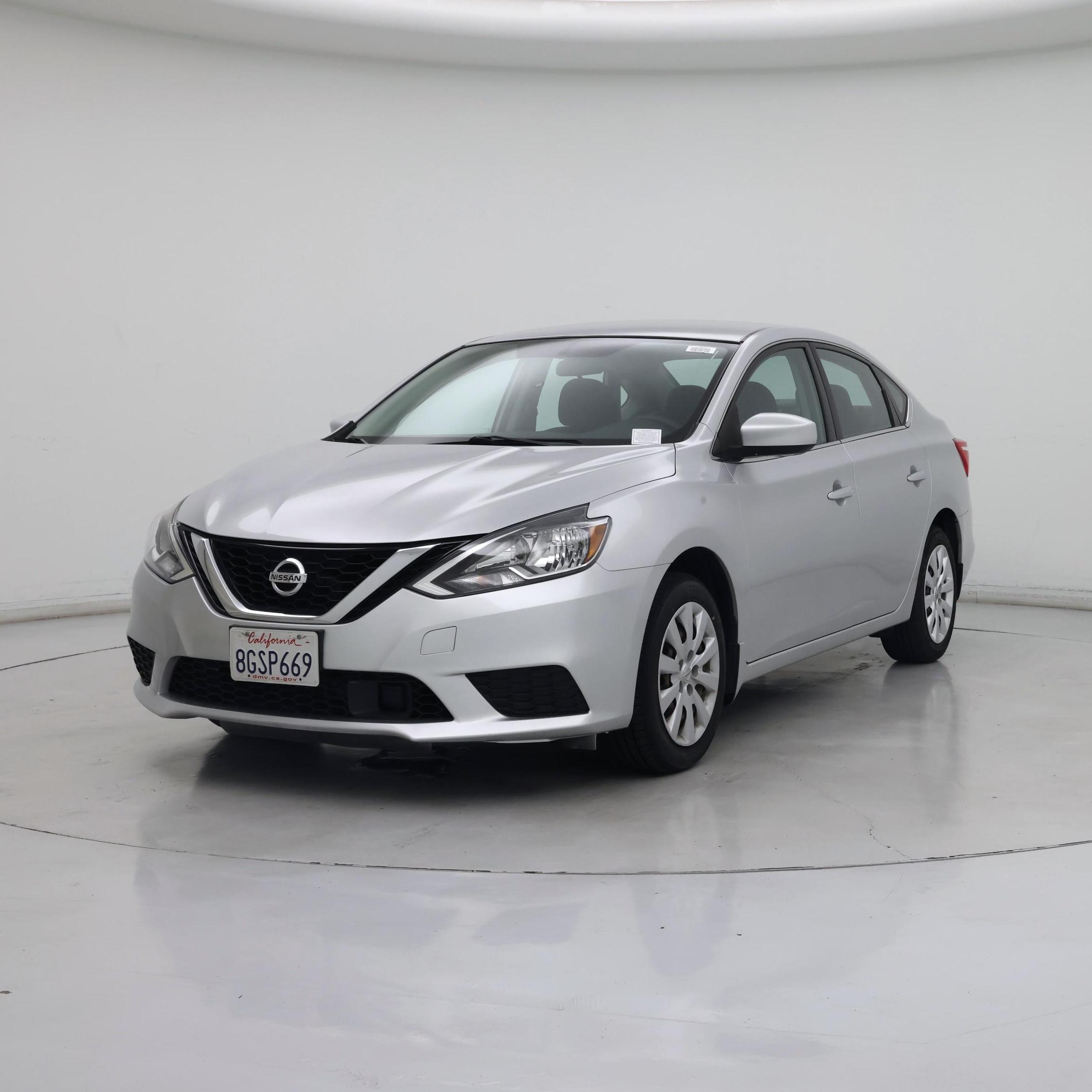 Thumbnail: 2018 Nissan Sentra - 4