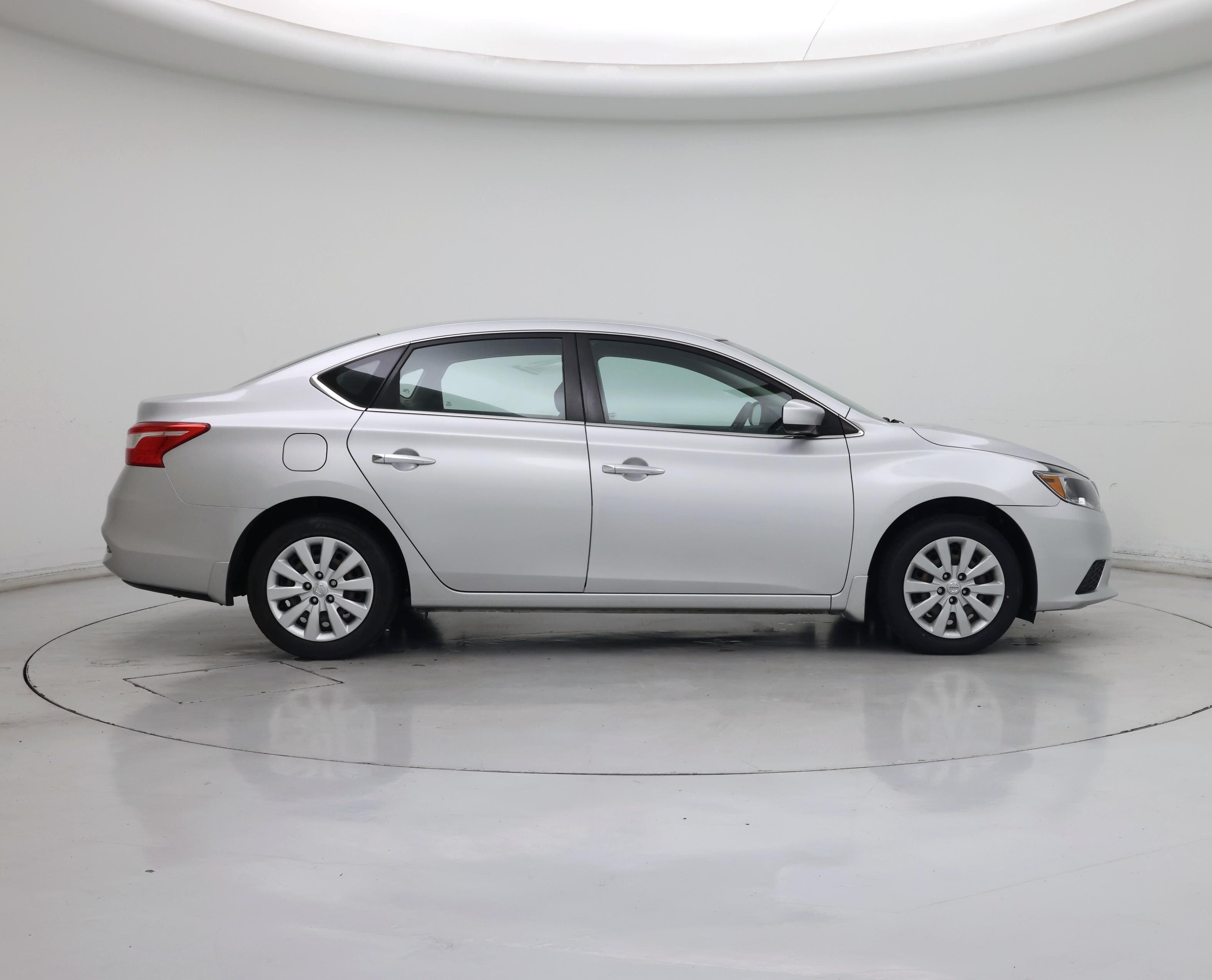Thumbnail: 2018 Nissan Sentra - 7