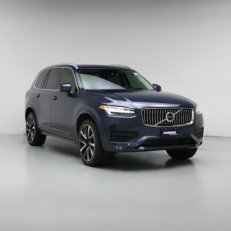 2022 Volvo XC90 T6 Momentum