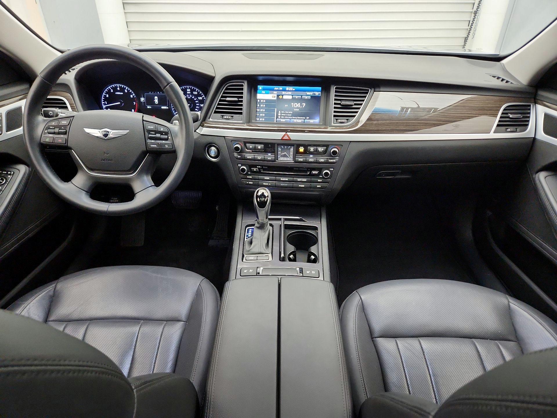 Thumbnail: 2015 Hyundai Genesis - 9