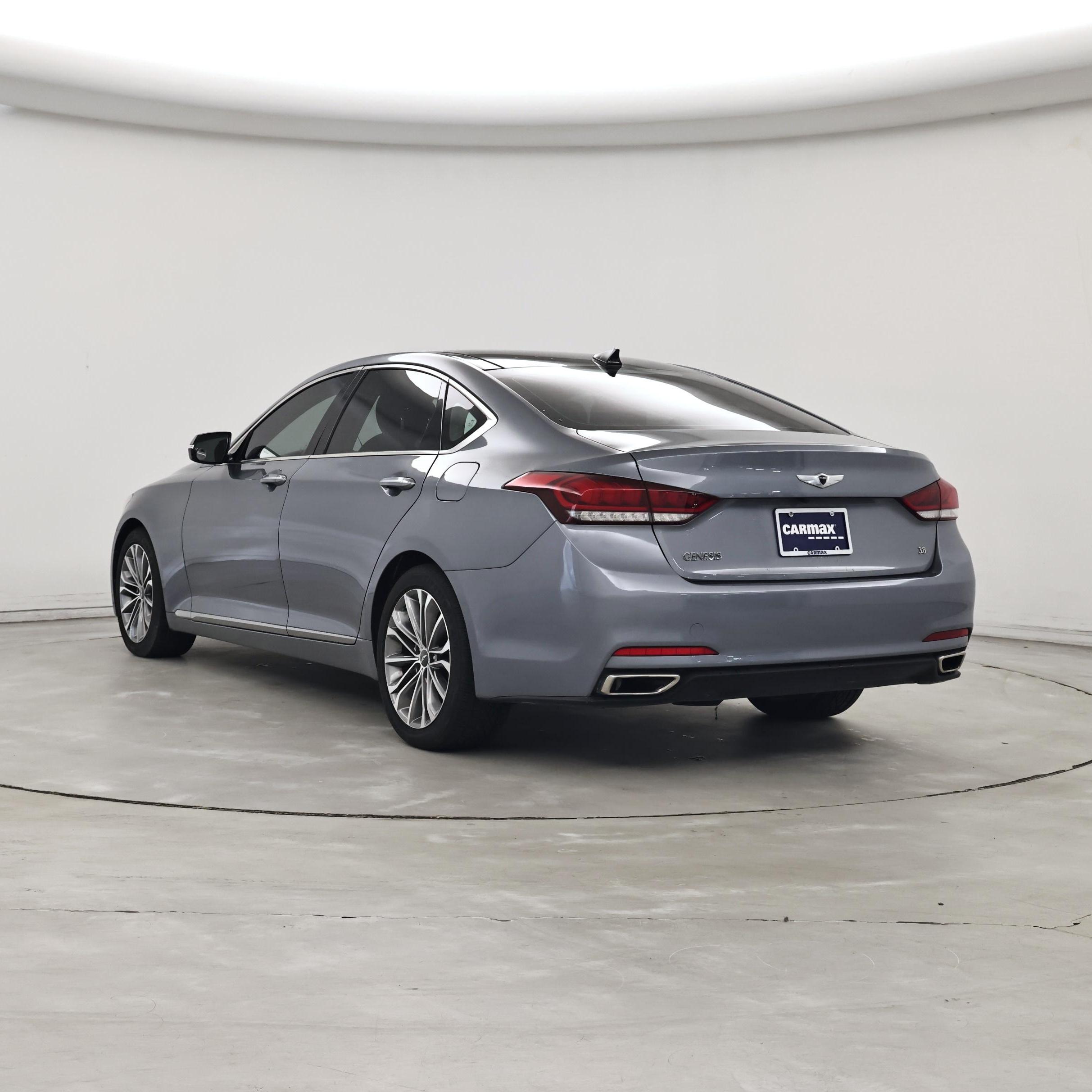 Thumbnail: 2015 Hyundai Genesis - 2