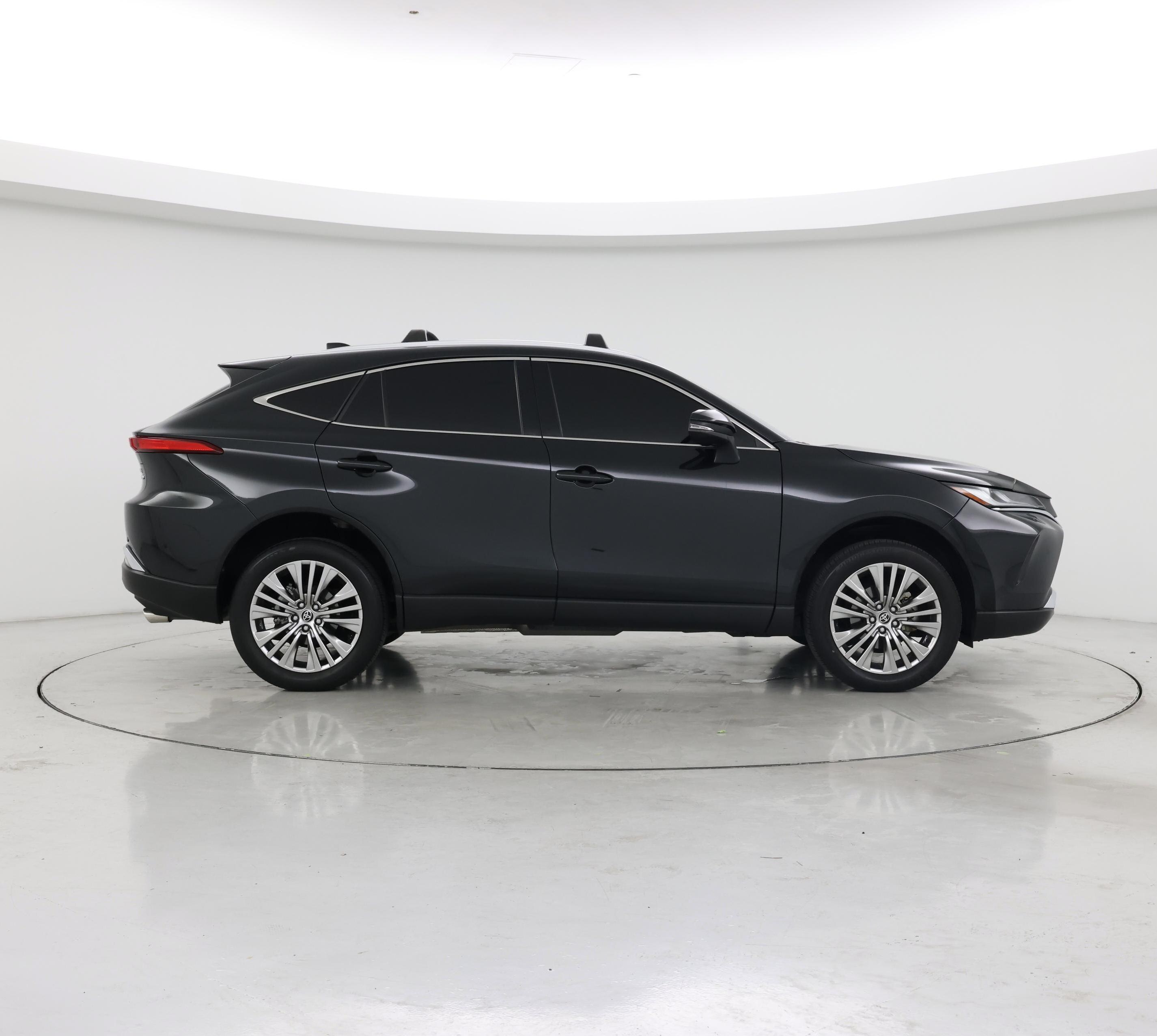 Thumbnail: 2022 Toyota Venza - 7