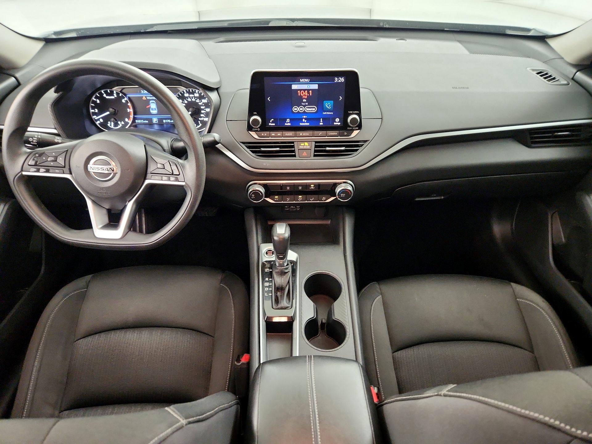 Thumbnail: 2019 Nissan Altima - 9