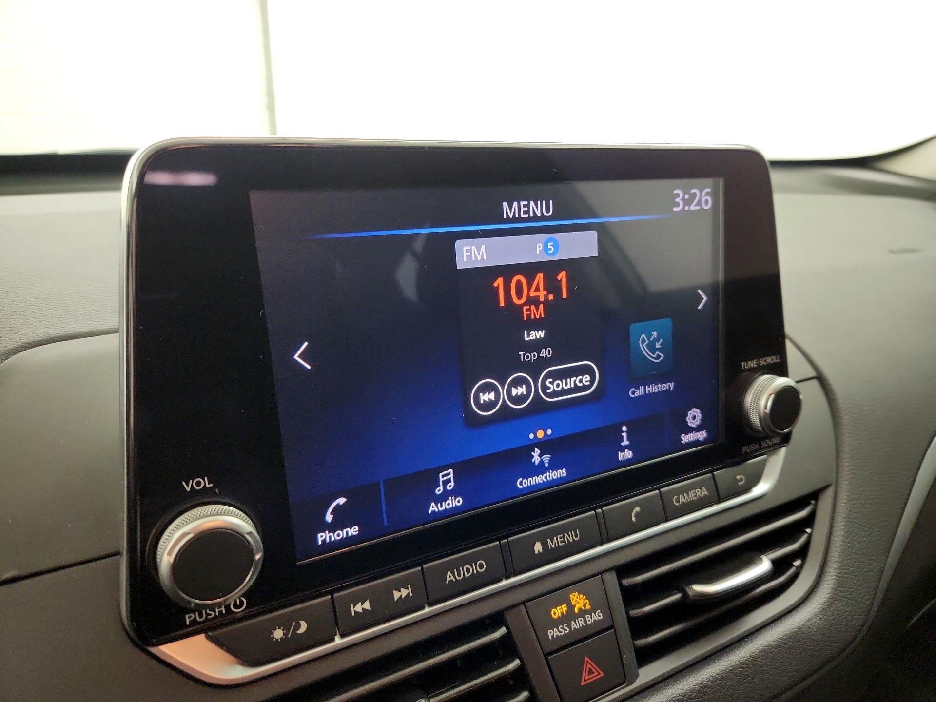 Thumbnail: 2019 Nissan Altima - 15