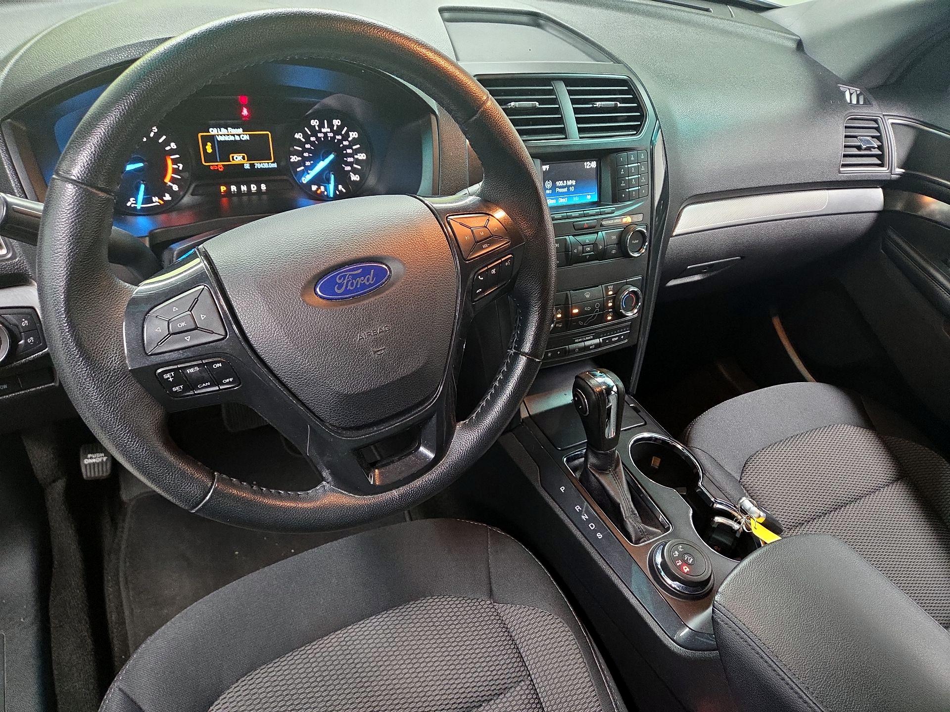 Thumbnail: 2018 Ford Explorer - 9