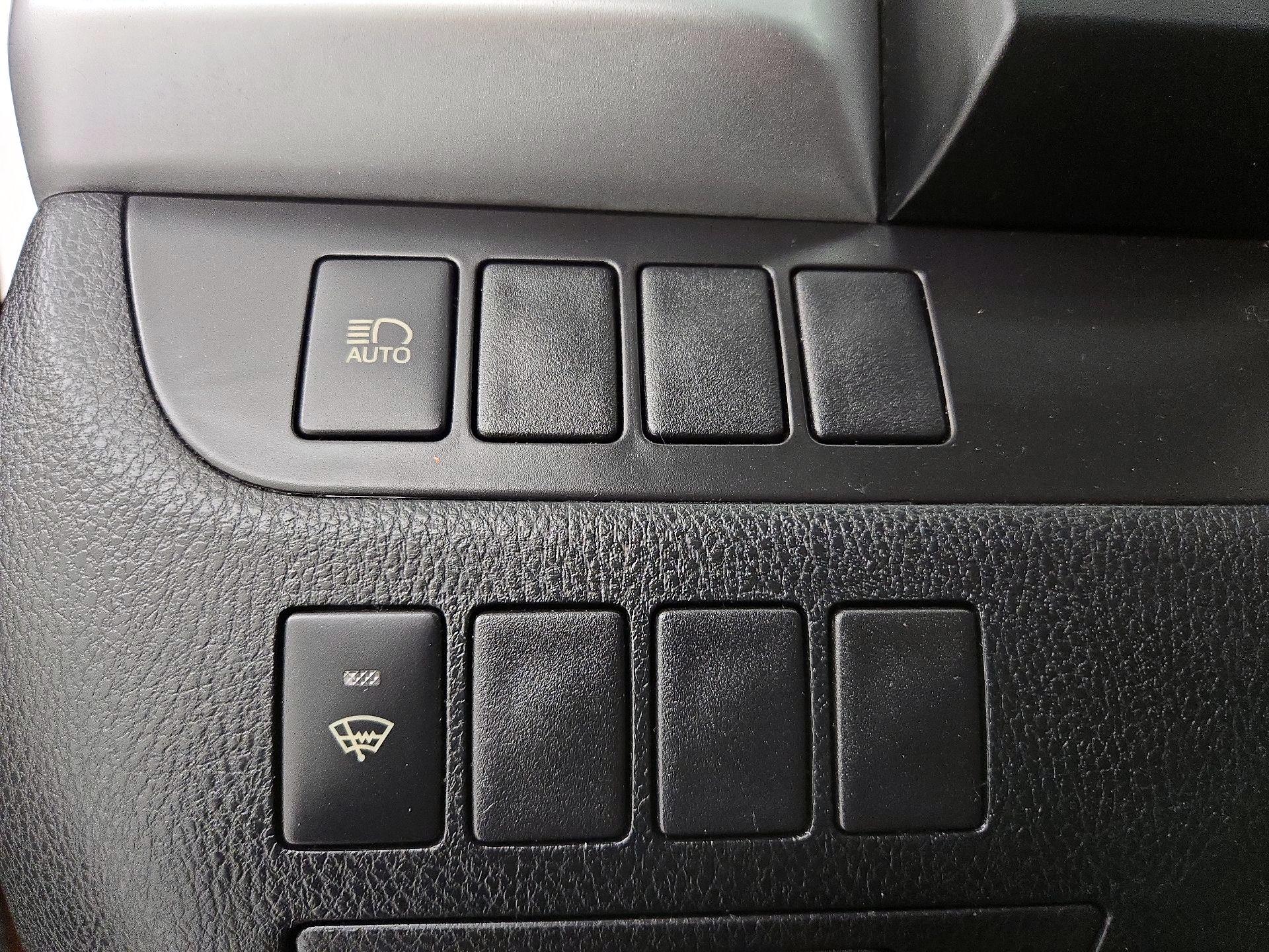 Thumbnail: 2019 Toyota Highlander - 11
