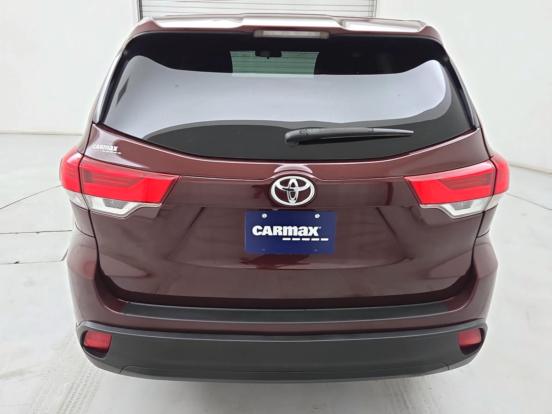 Thumbnail: 2019 Toyota Highlander - 6