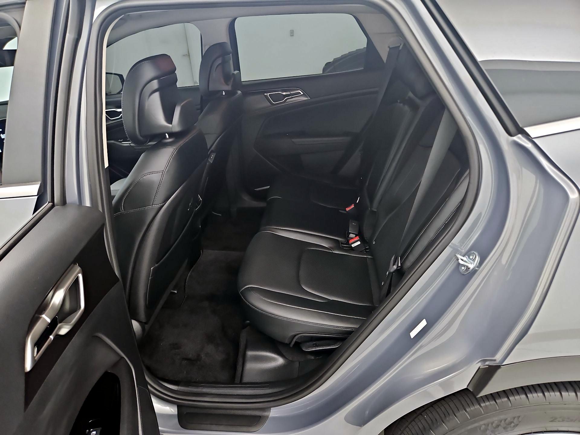 Thumbnail: 2024 Kia Sportage - 20