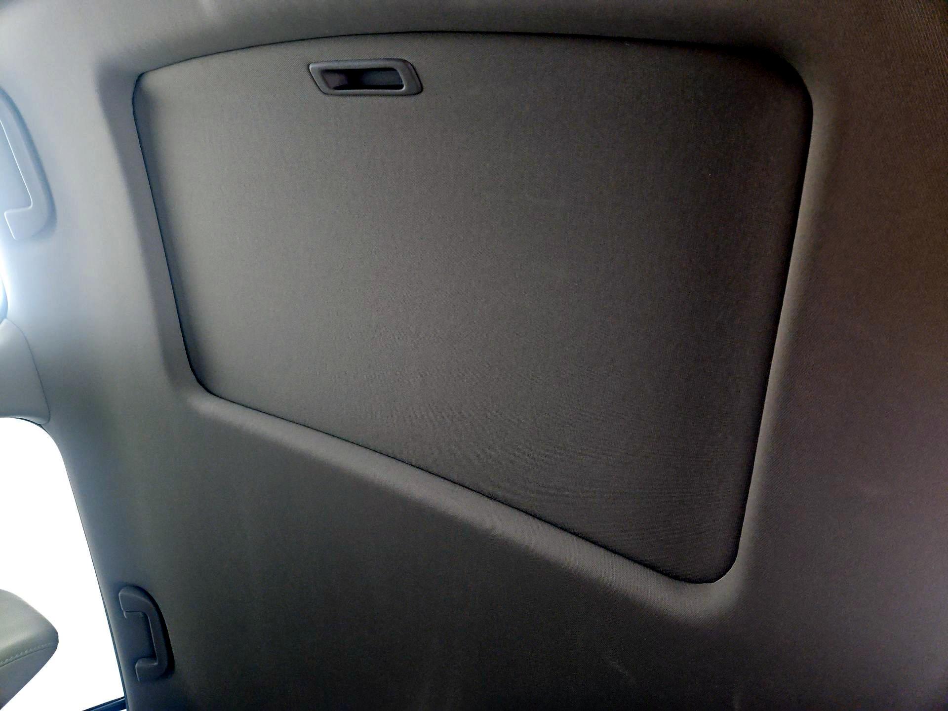 Thumbnail: 2017 Honda Pilot - 19
