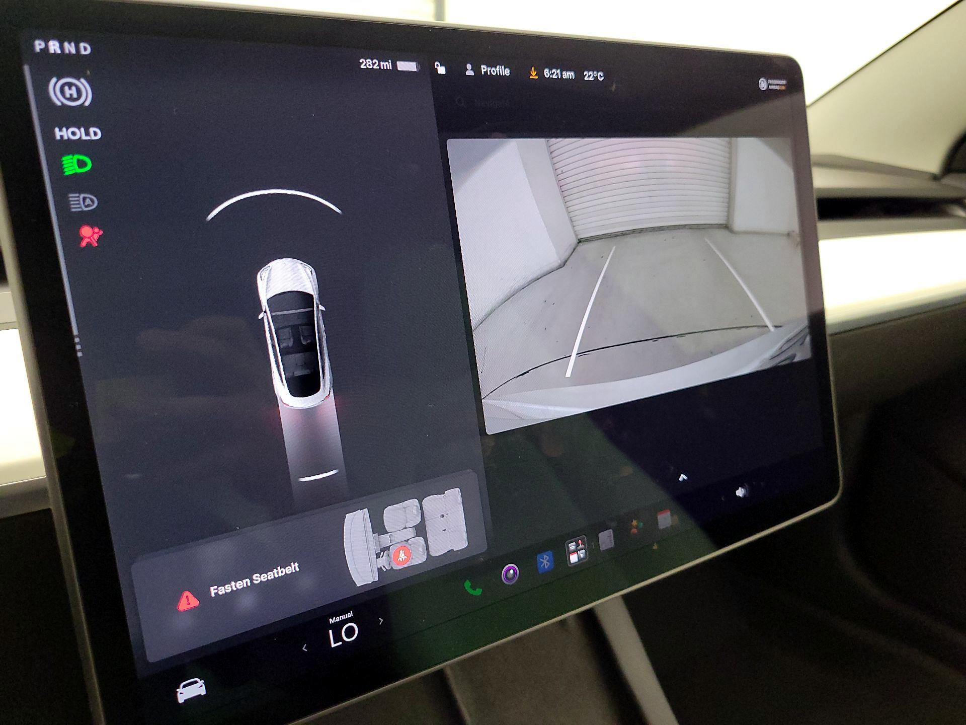 Thumbnail: 2022 Tesla Model 3 - 14