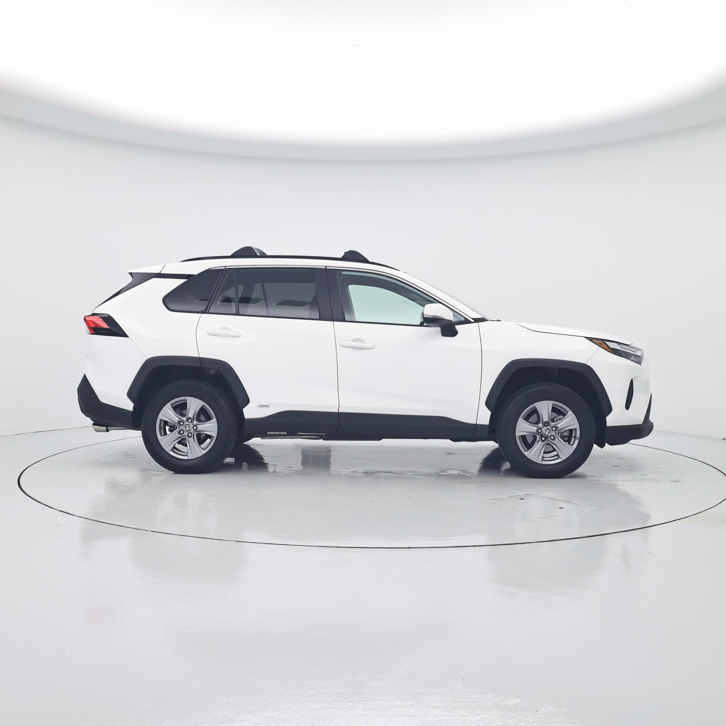 Thumbnail: 2025 Toyota RAV4 - 7