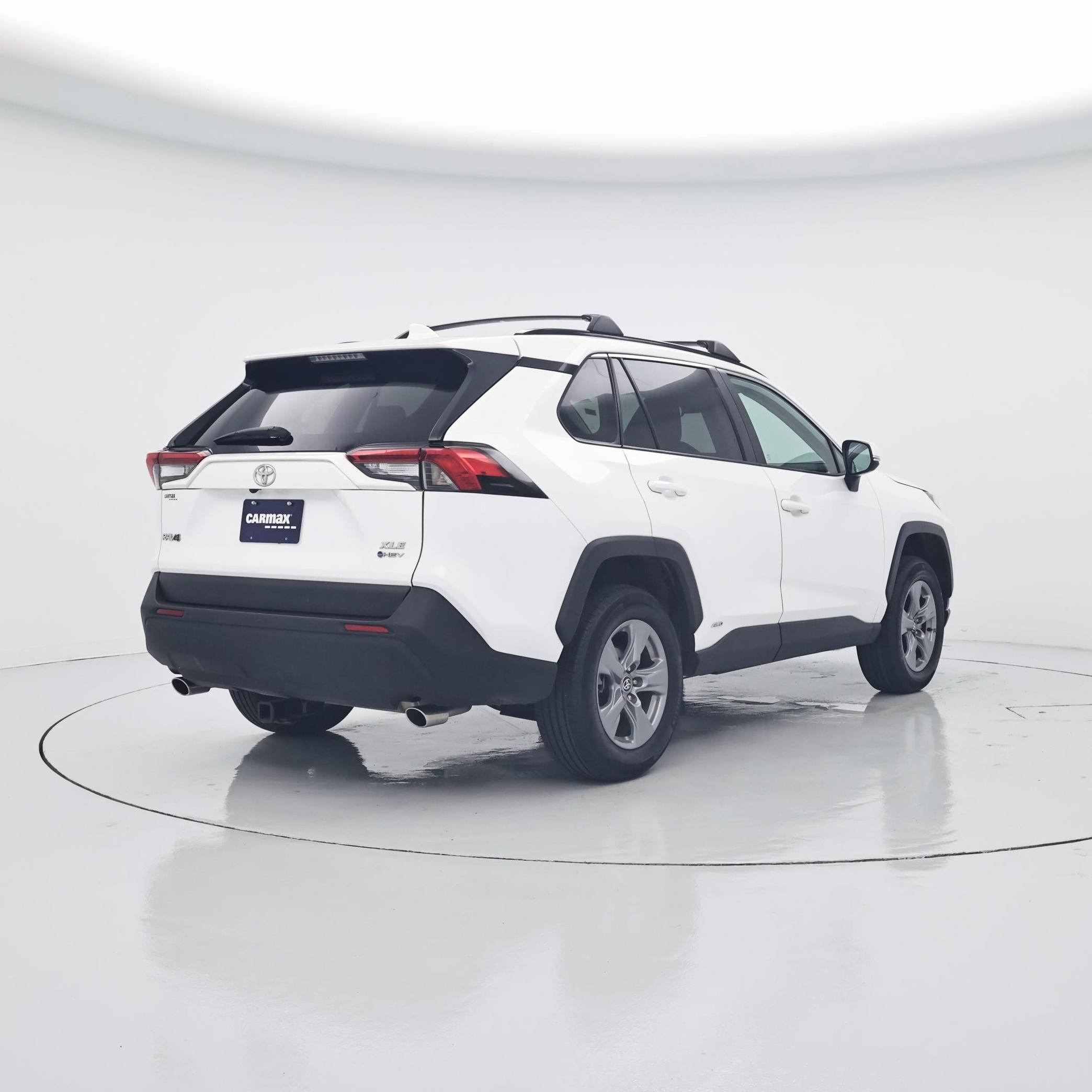 Thumbnail: 2025 Toyota RAV4 - 8