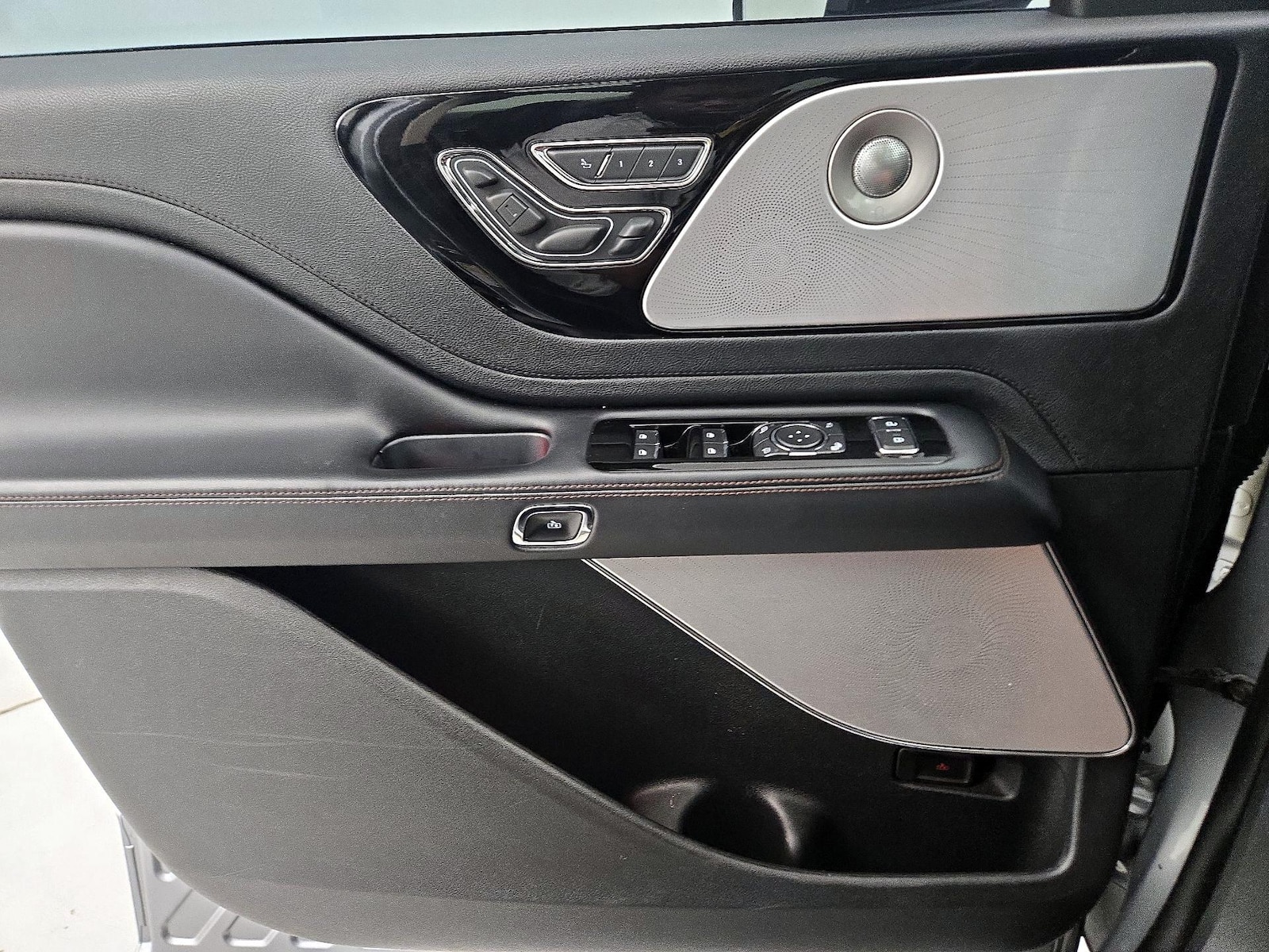 2020 Lincoln Aviator Reserve - Photo 13