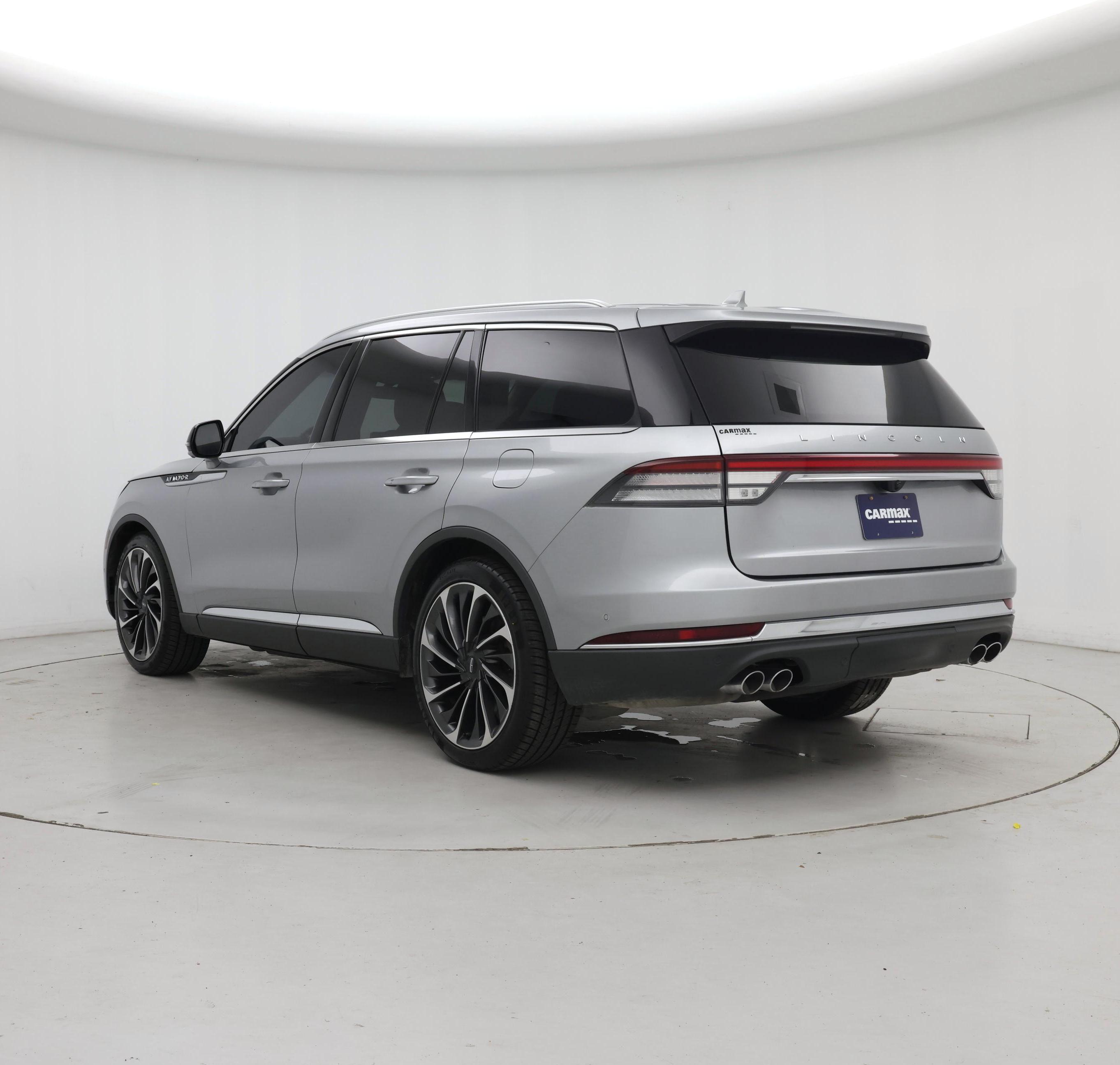 Thumbnail: 2020 Lincoln Aviator - 2
