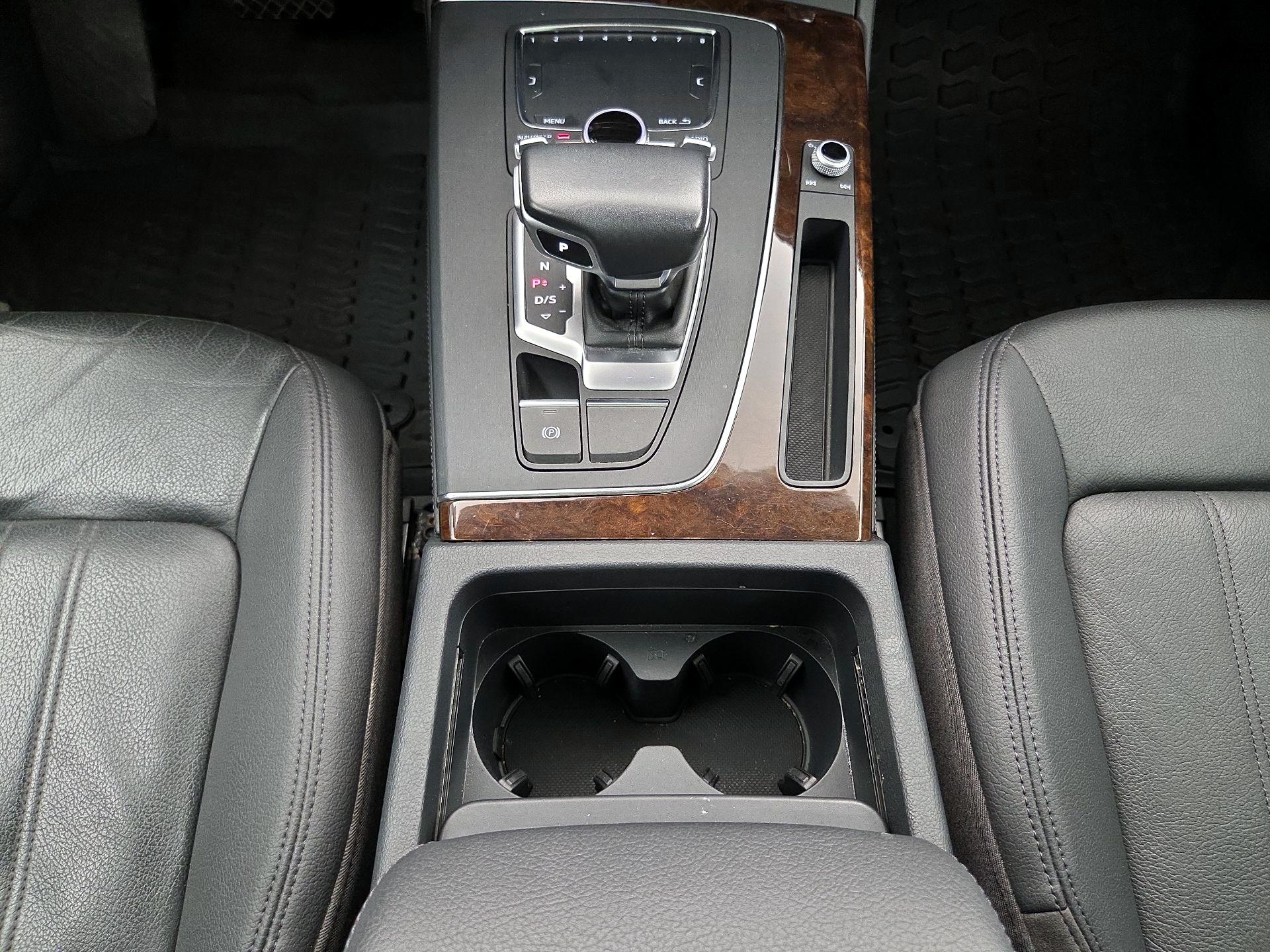 Thumbnail: 2019 Audi Q5 - 18