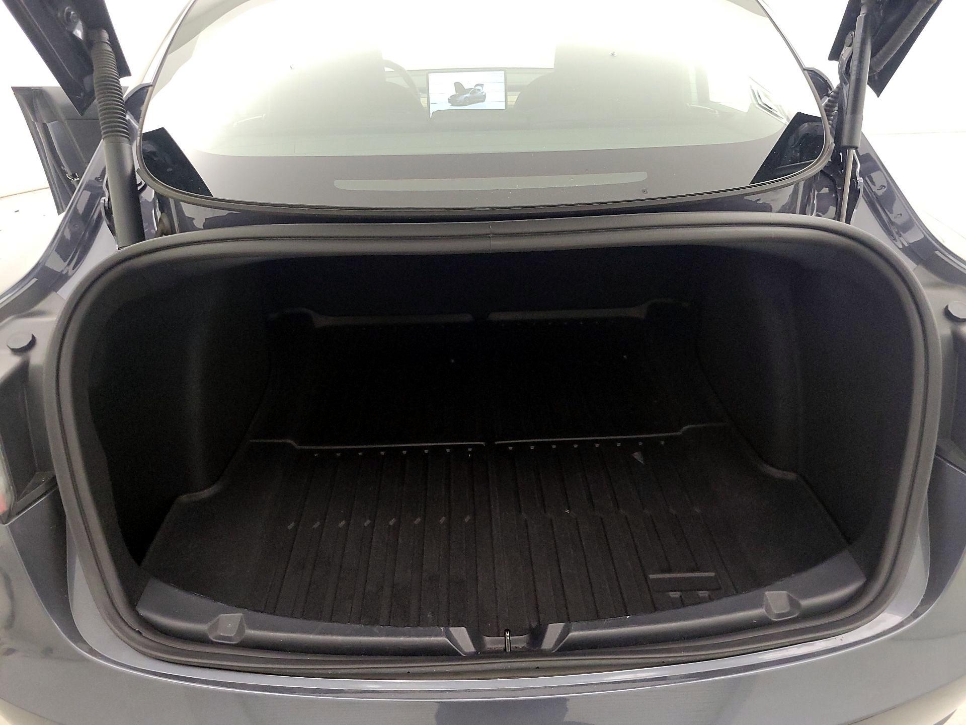Thumbnail: 2023 Tesla Model 3 - 20