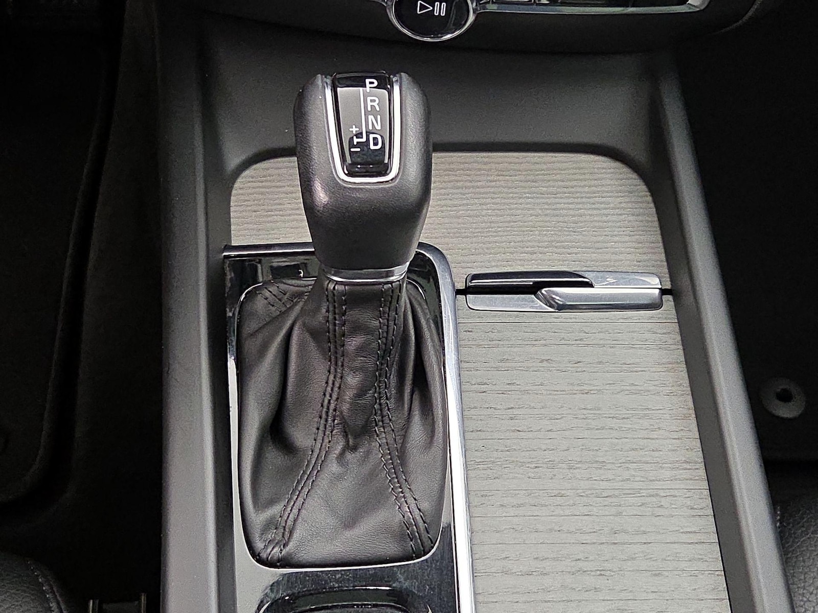 2021 Volvo V60 Cross Country Base - Photo 19