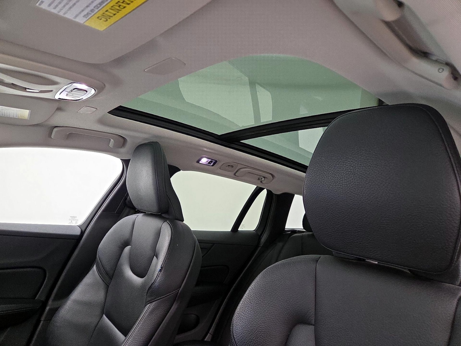 2021 Volvo V60 Cross Country Base - Photo 21