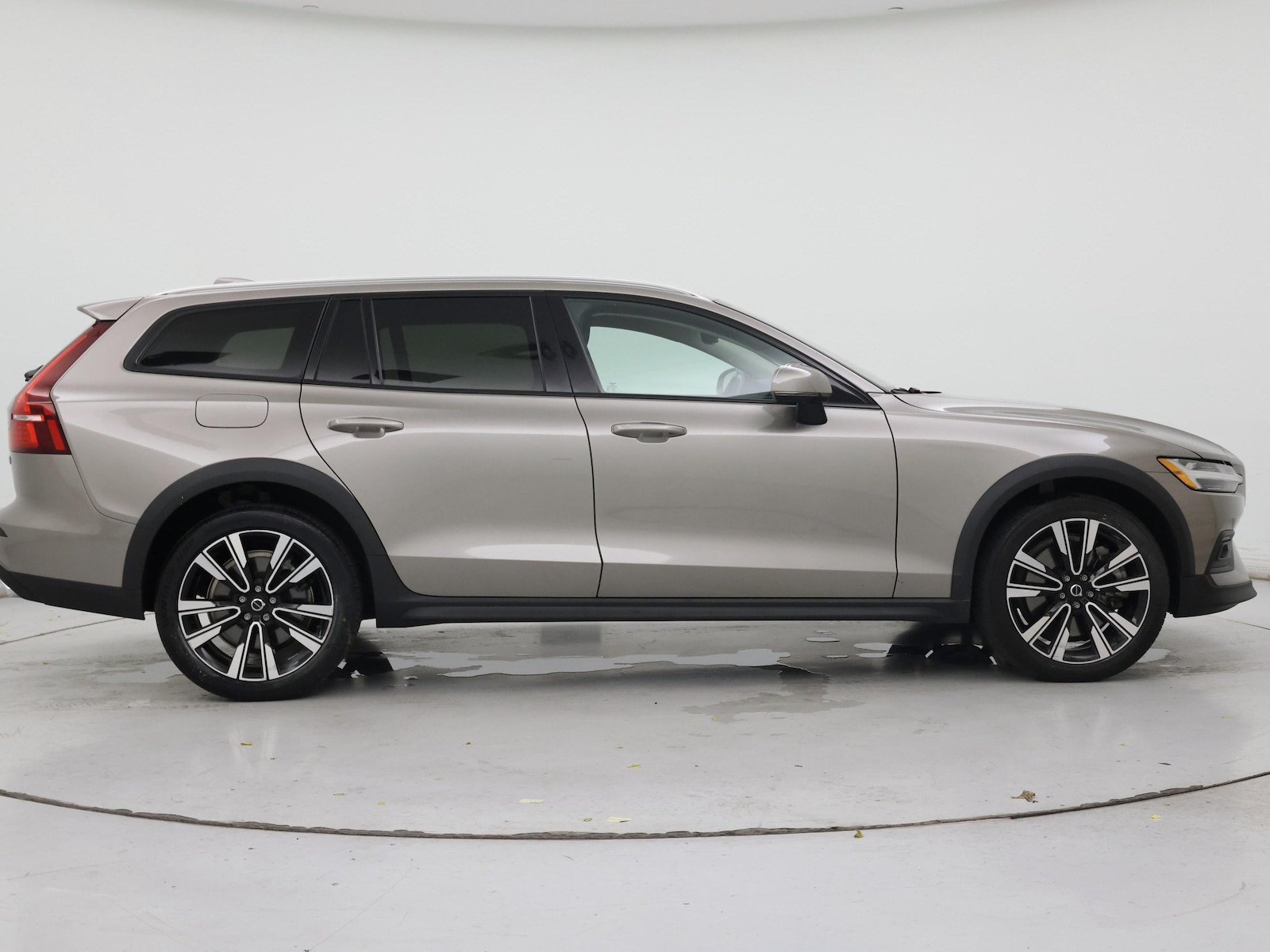 2021 Volvo V60 Cross Country Base - Photo 8