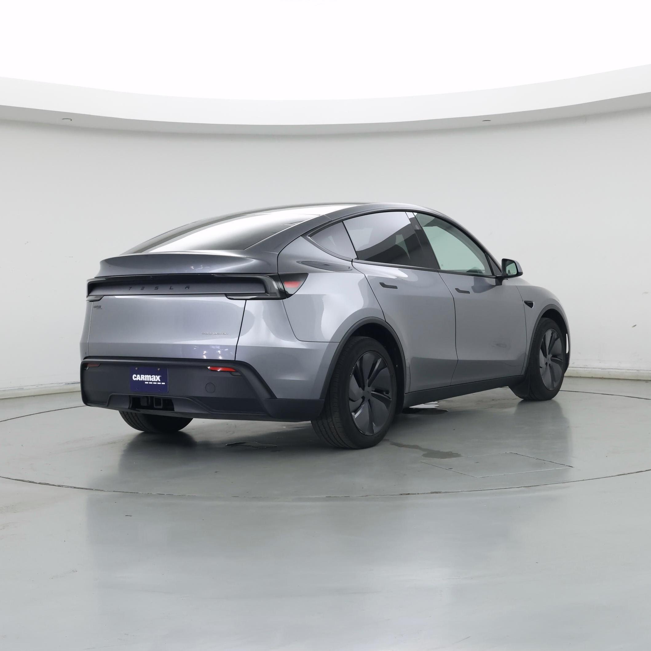 Thumbnail: 2026 Tesla Model Y - 8