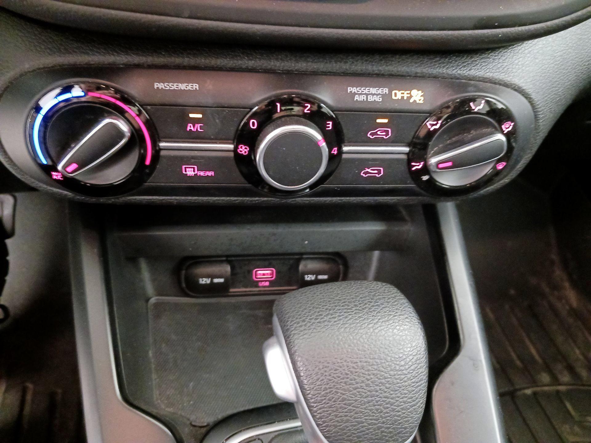 Thumbnail: 2021 Kia Soul - 16