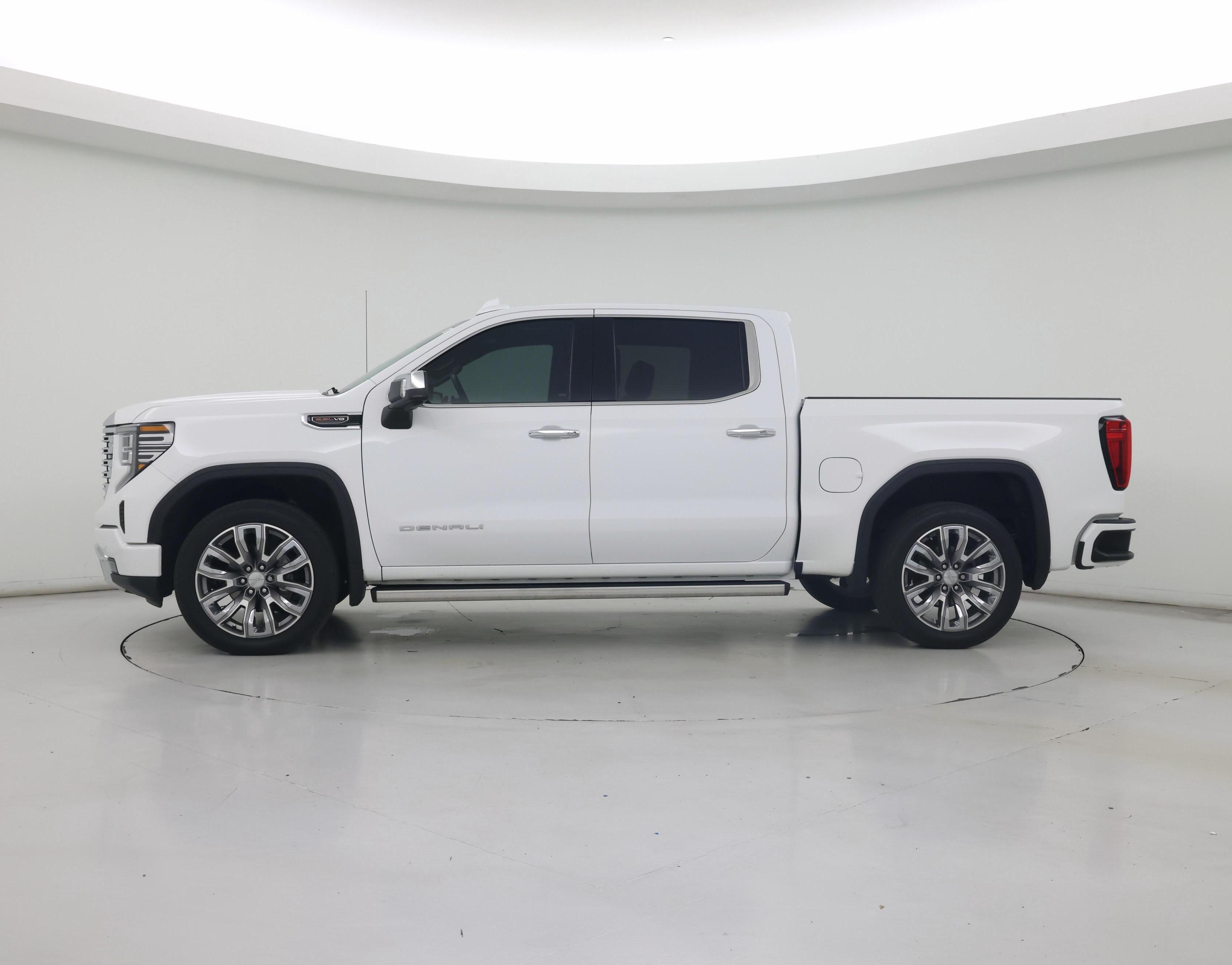 Thumbnail: 2022 GMC Sierra 1500 - 3
