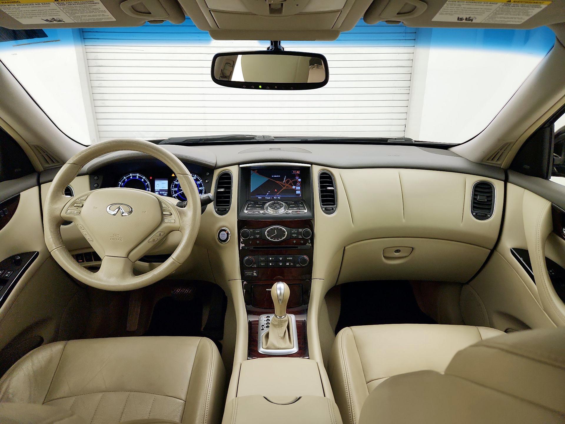 Thumbnail: 2015 INFINITI QX50 - 9