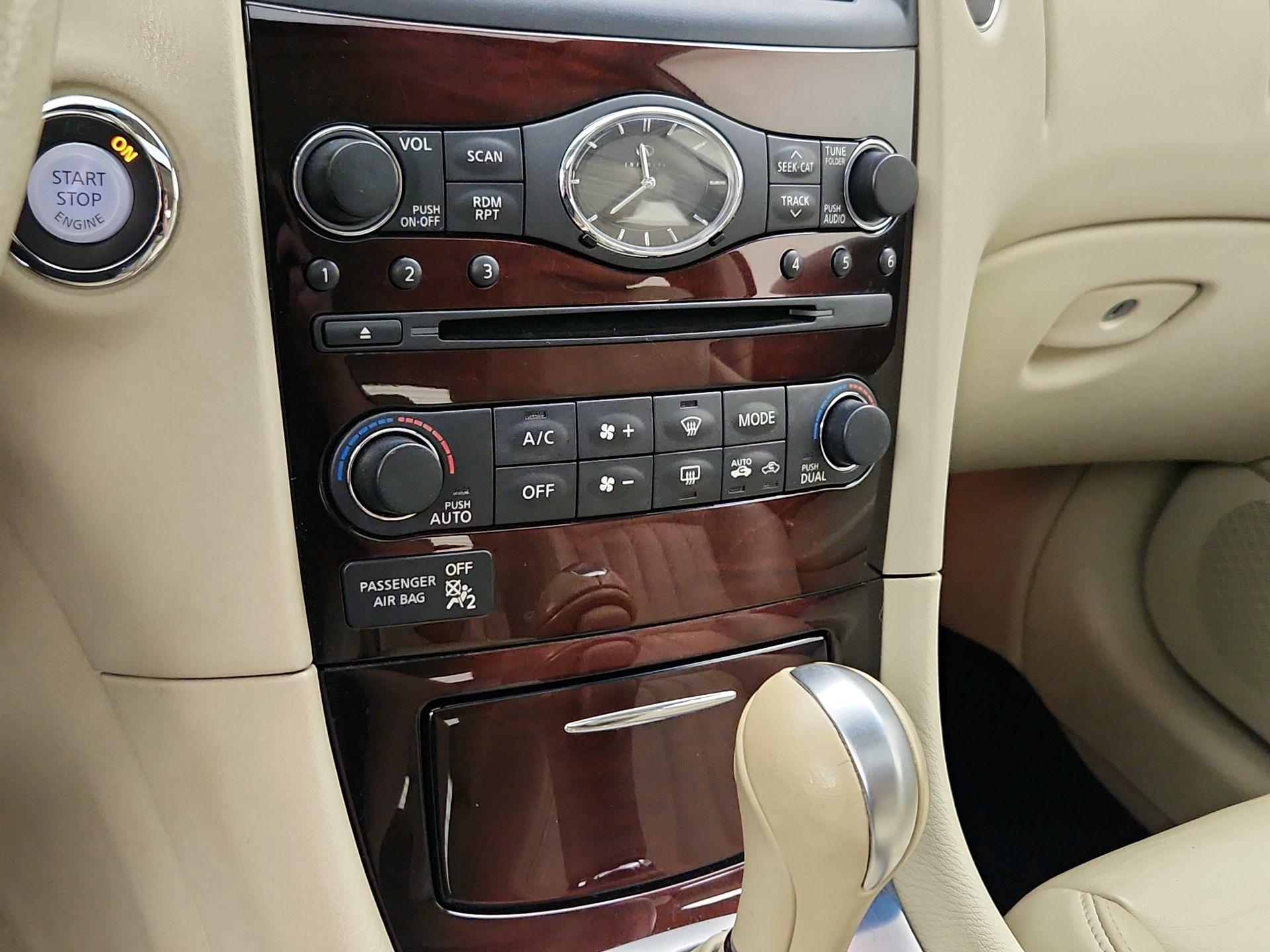 Thumbnail: 2015 INFINITI QX50 - 17