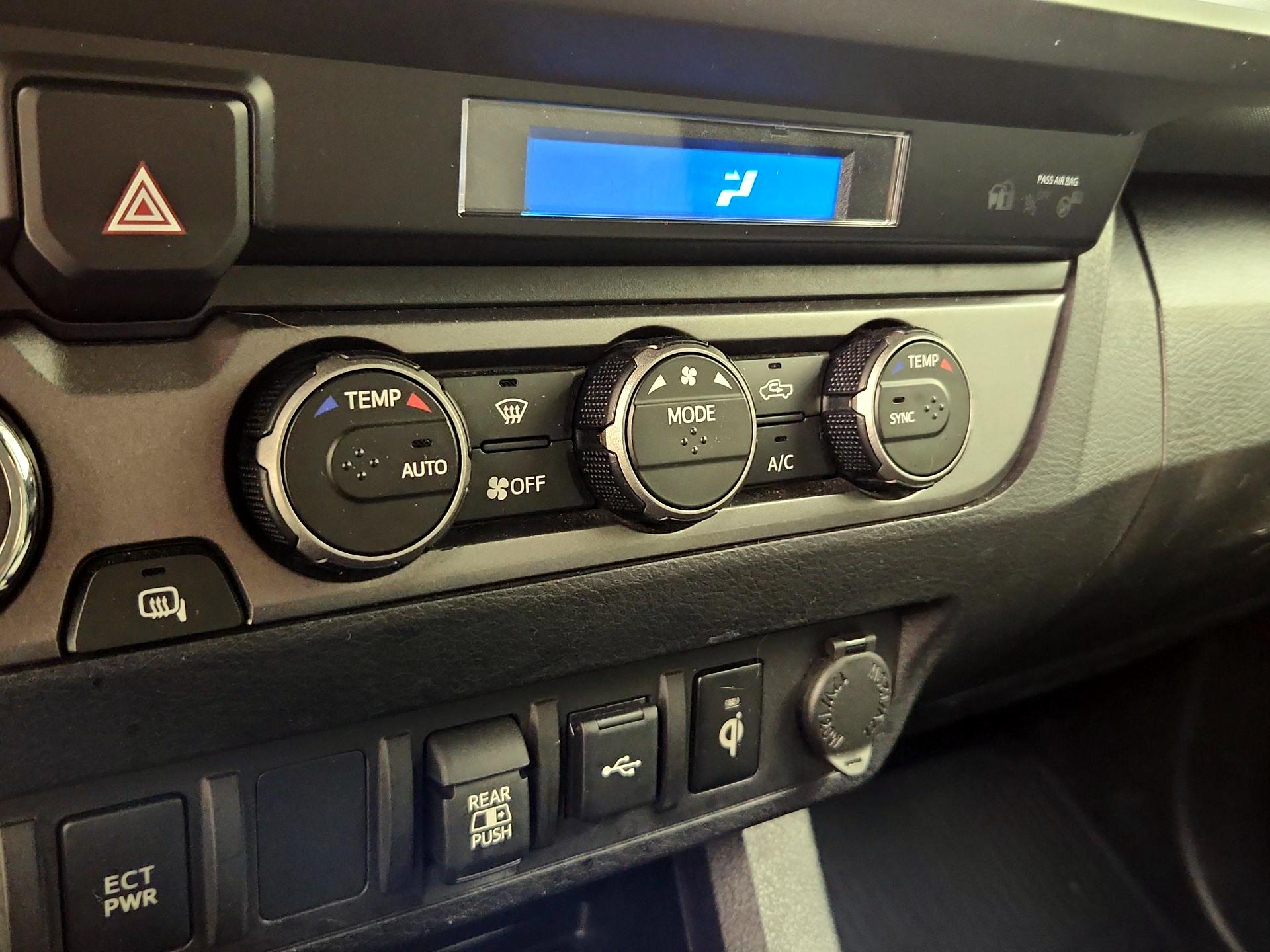 Thumbnail: 2022 Toyota Tacoma - 16