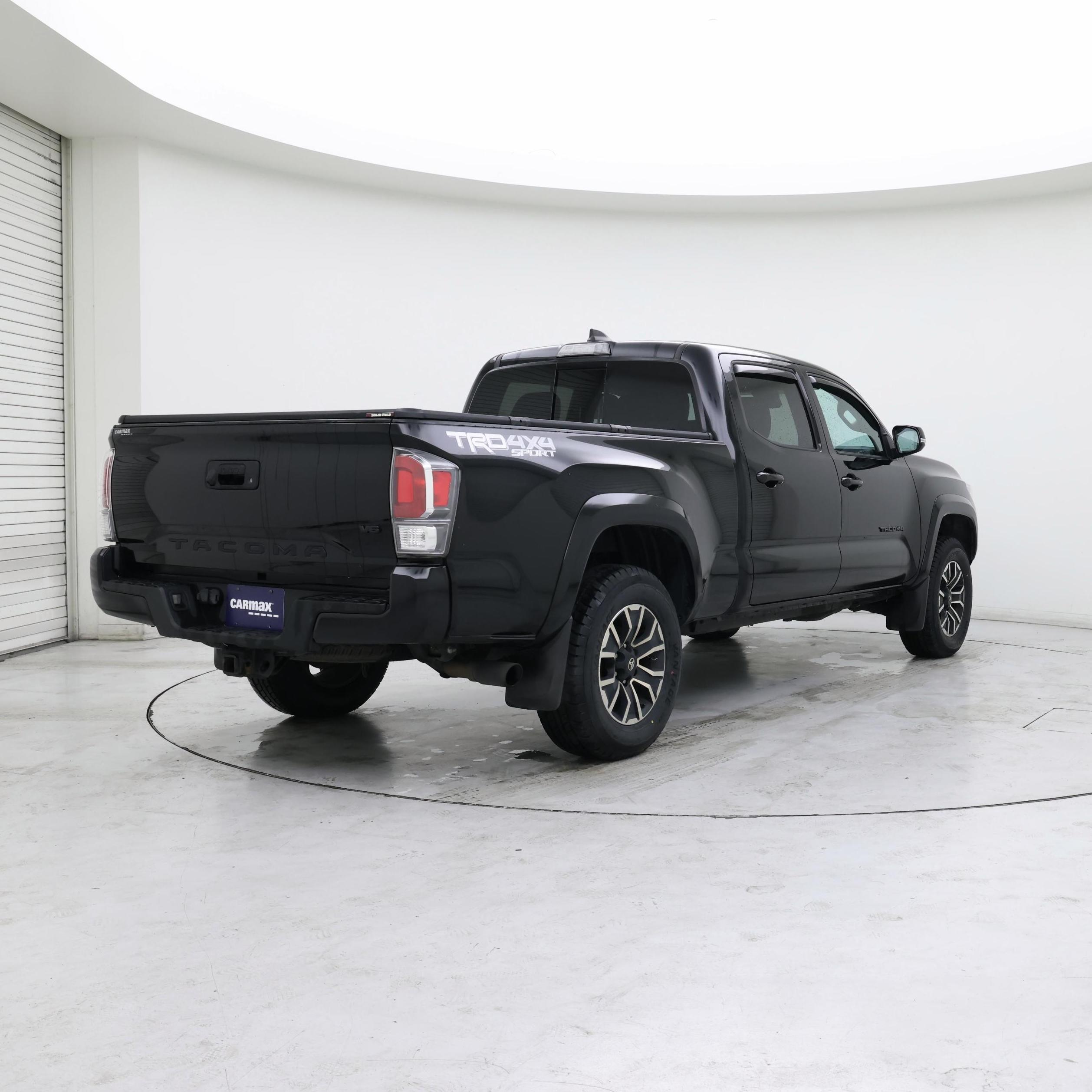 Thumbnail: 2022 Toyota Tacoma - 8