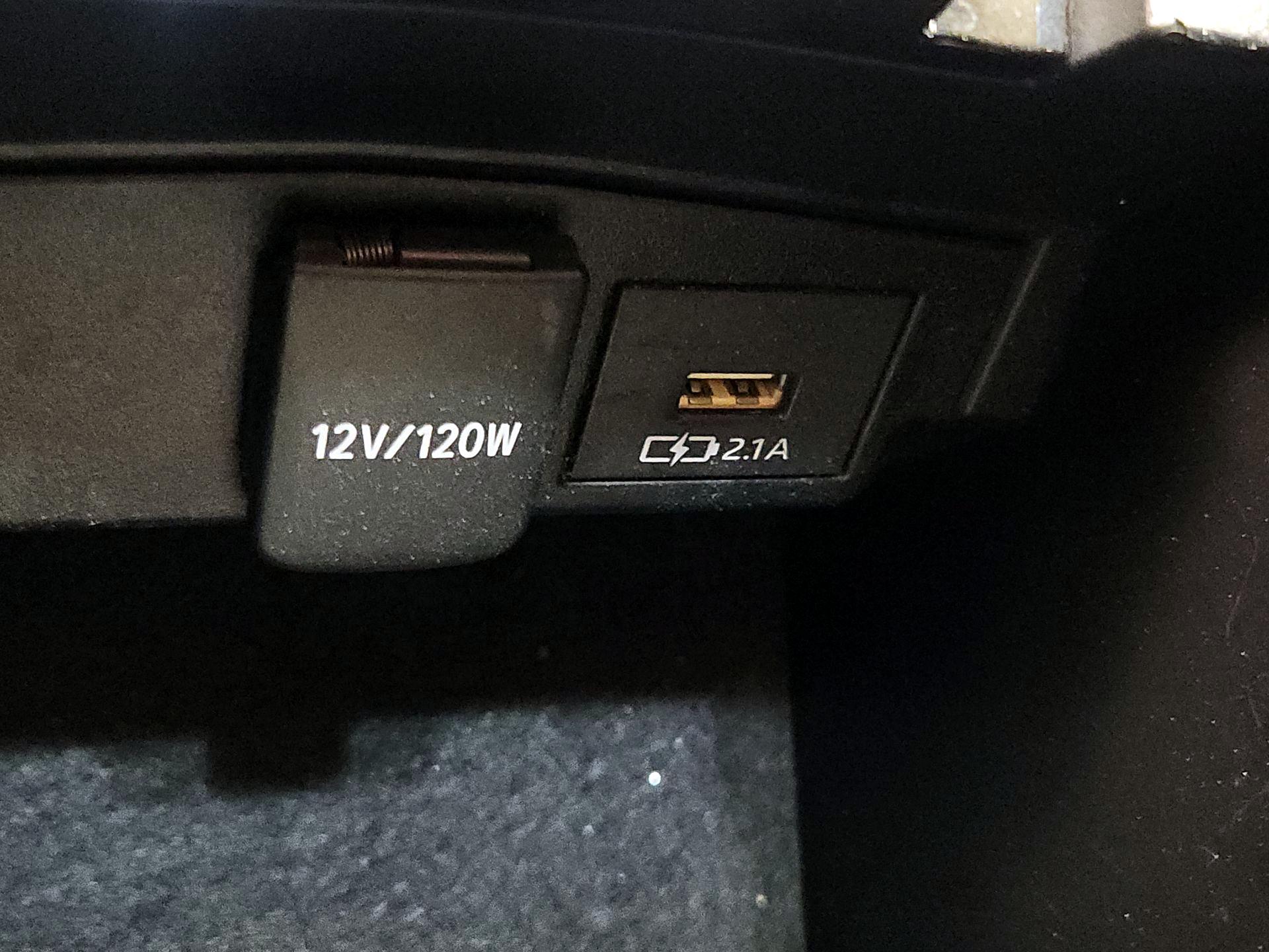 Thumbnail: 2021 Toyota Corolla - 18