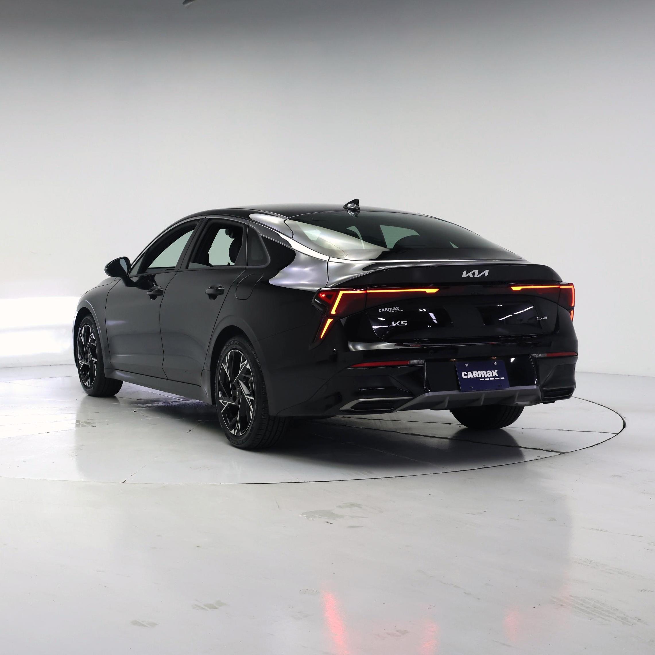 Thumbnail: 2026 Kia K5 - 2