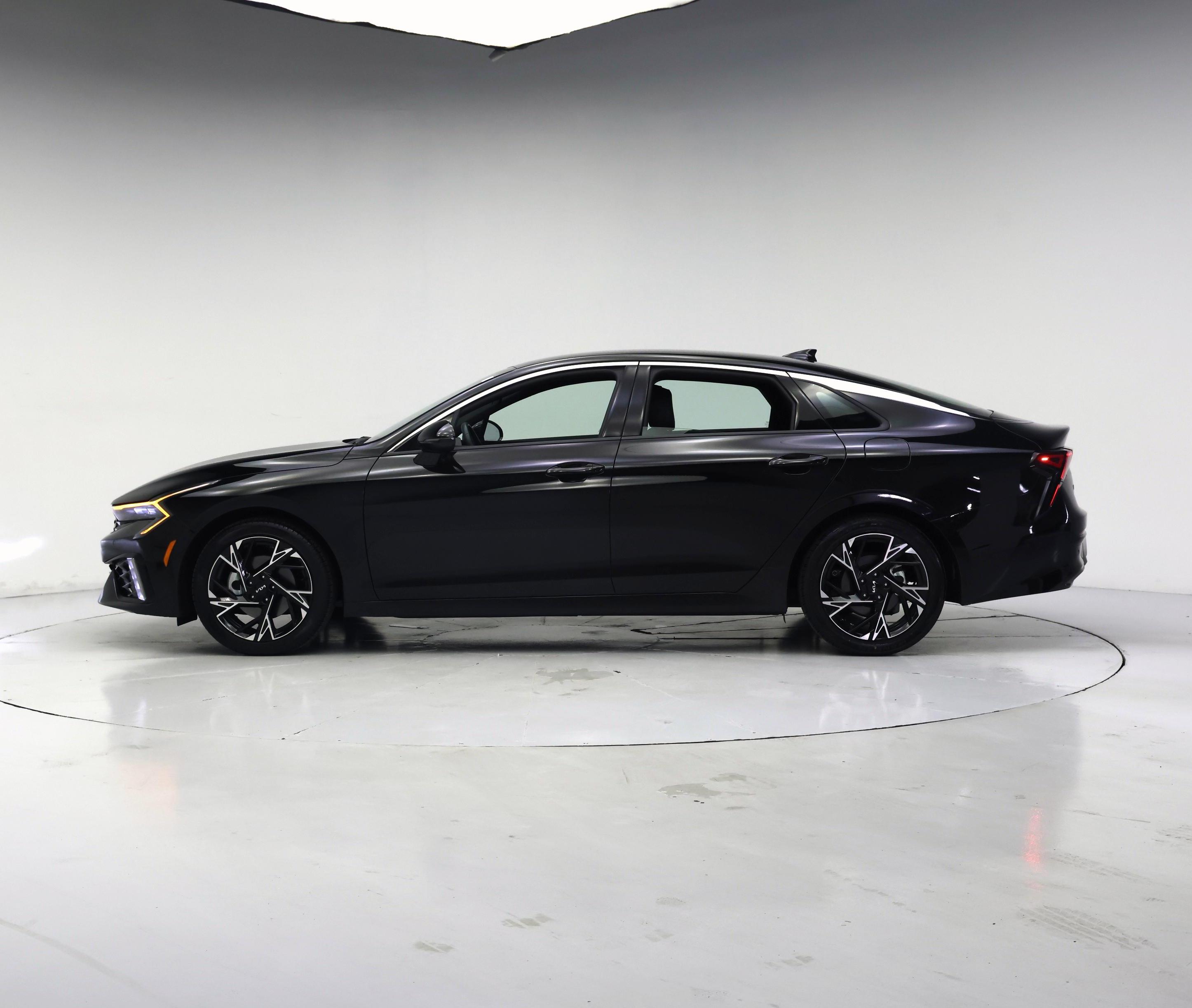 Thumbnail: 2026 Kia K5 - 3