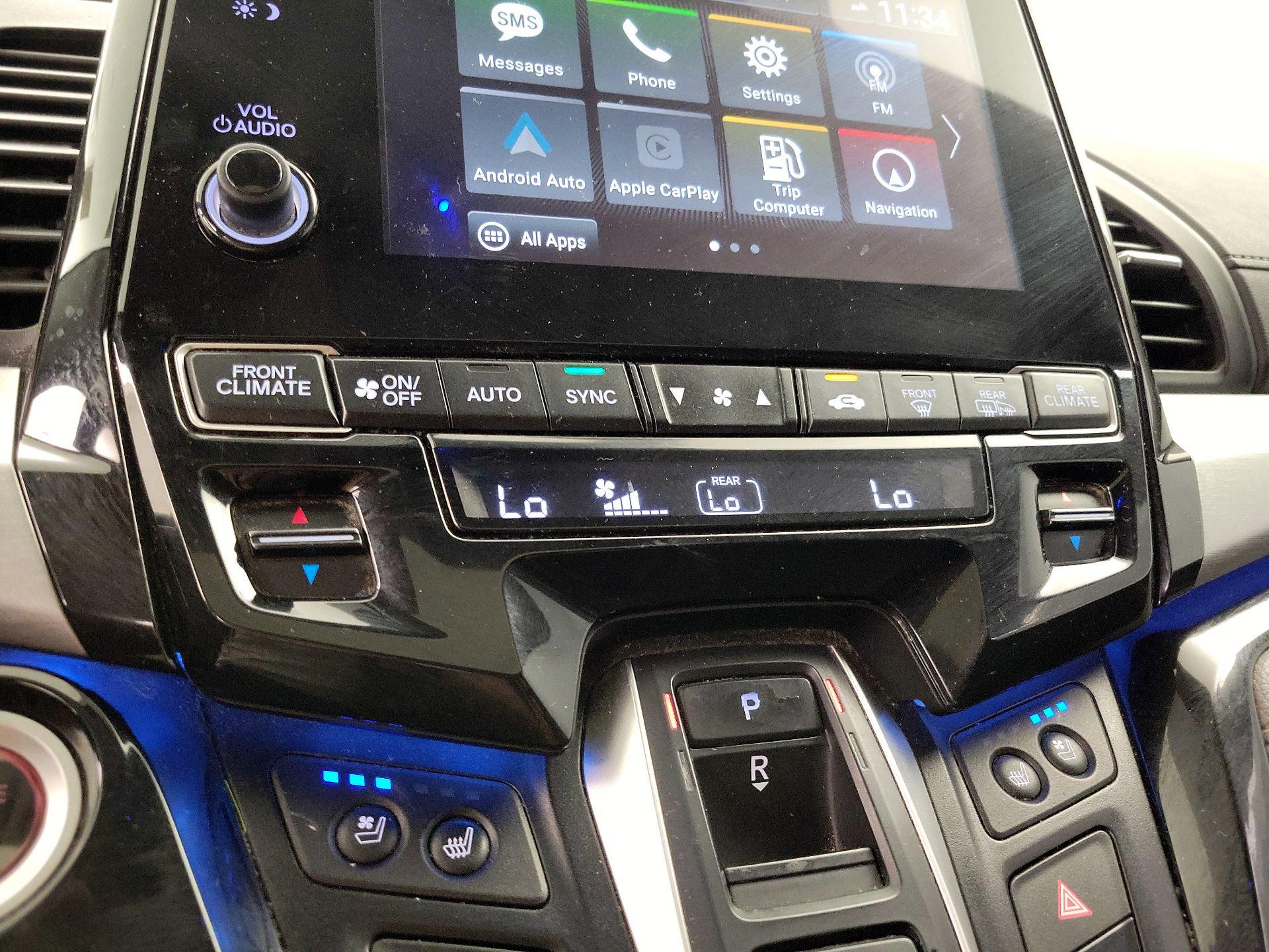 Thumbnail: 2018 Honda Odyssey - 17