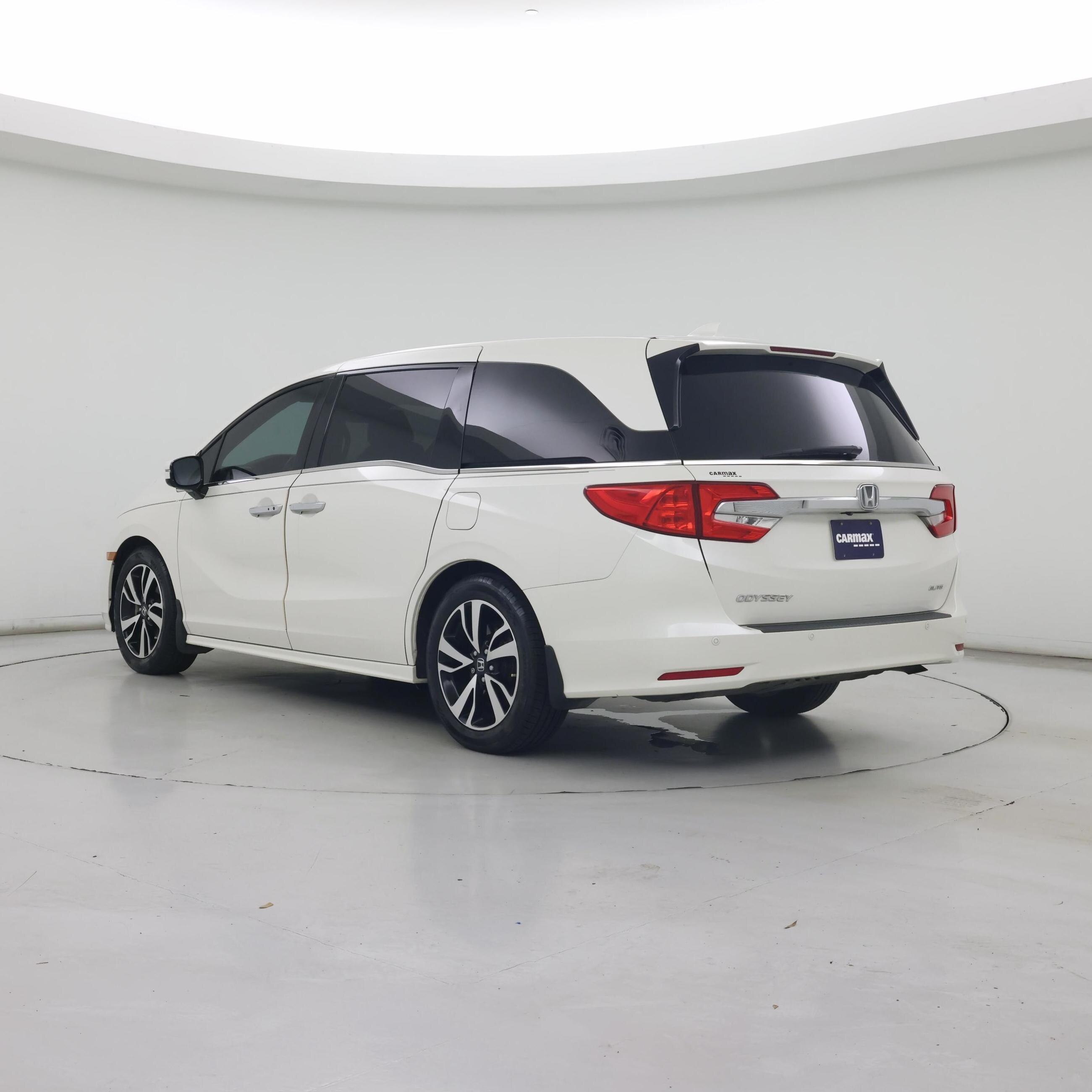Thumbnail: 2018 Honda Odyssey - 2