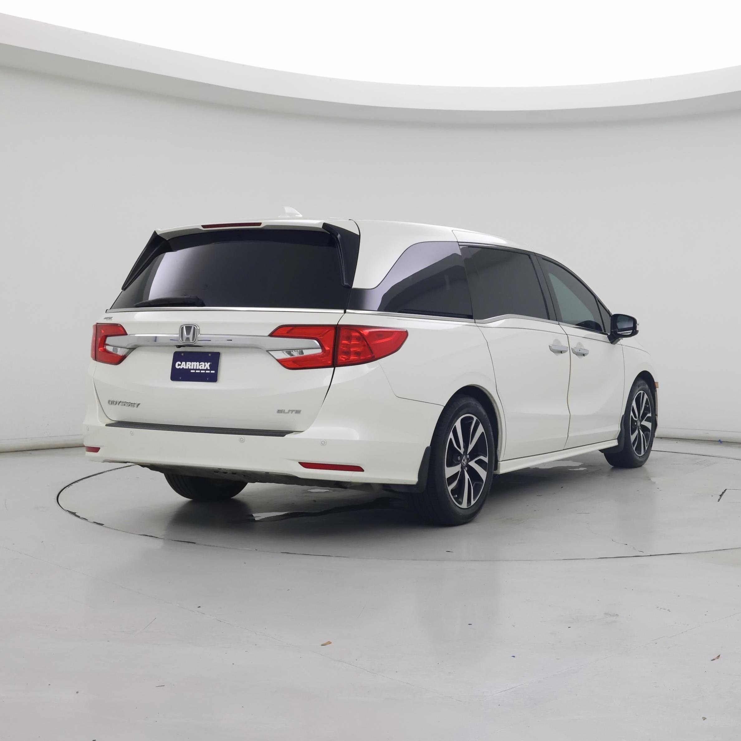 Thumbnail: 2018 Honda Odyssey - 8