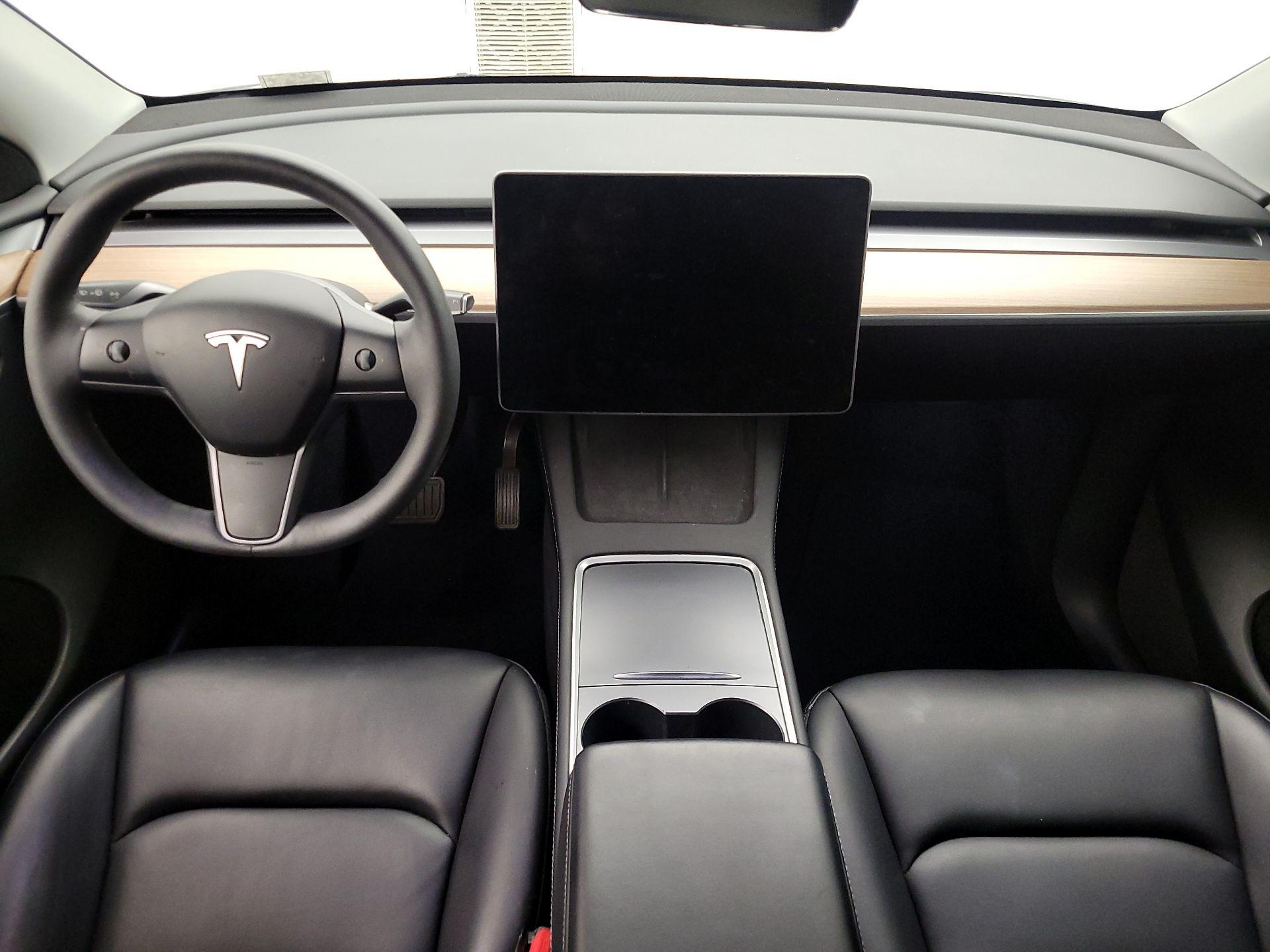 Thumbnail: 2023 Tesla Model Y - 9